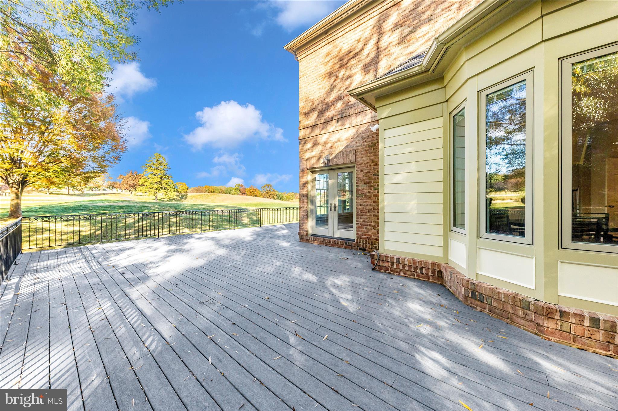 AVENEL - Residential Lease