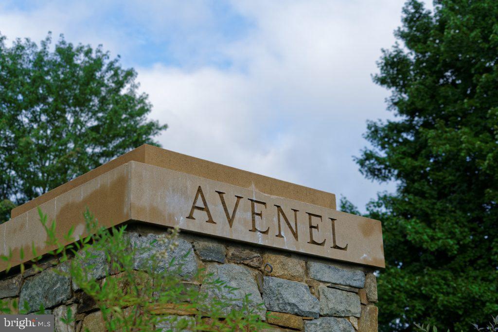 AVENEL - Residential Lease