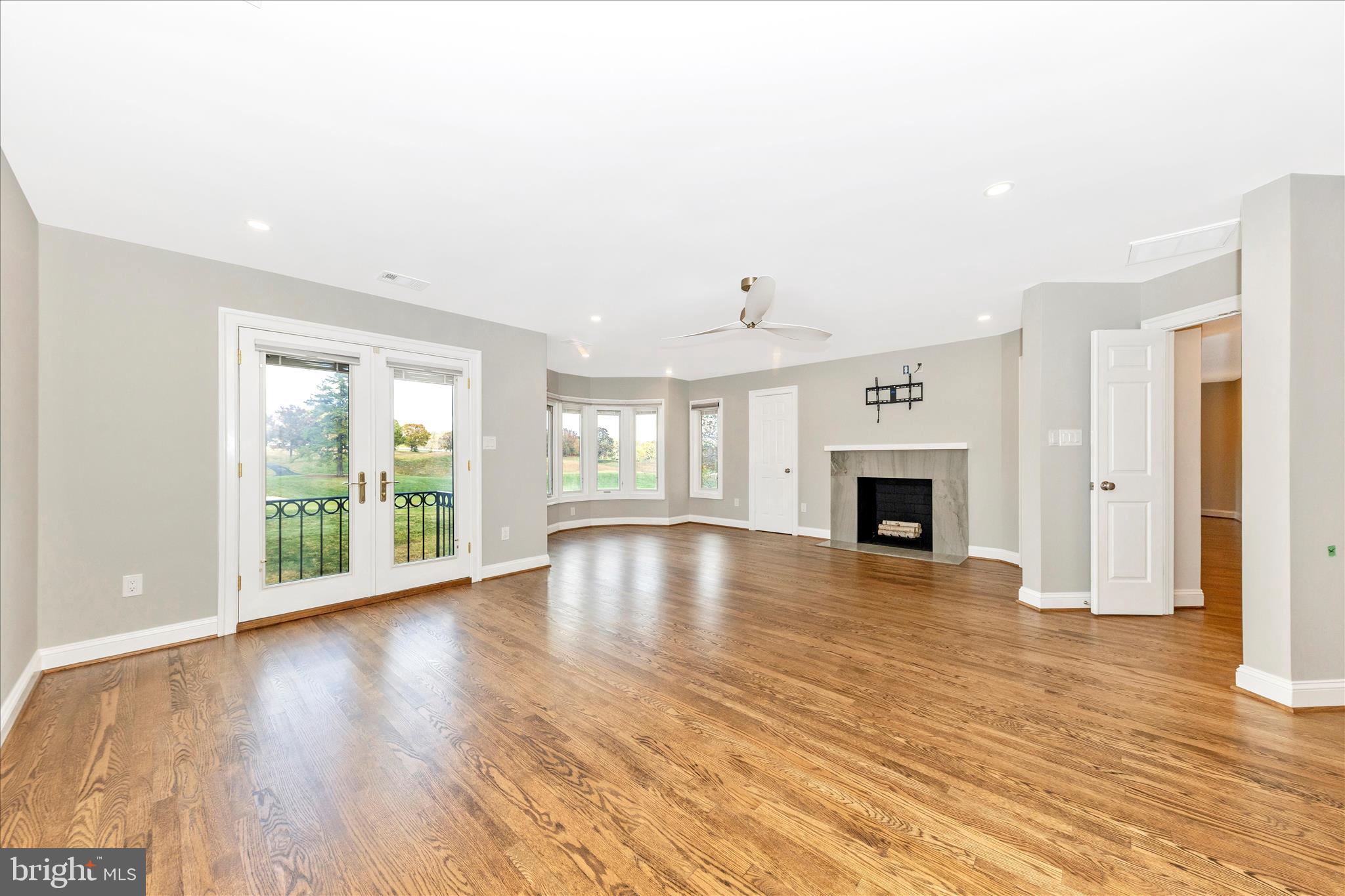 AVENEL - Residential Lease