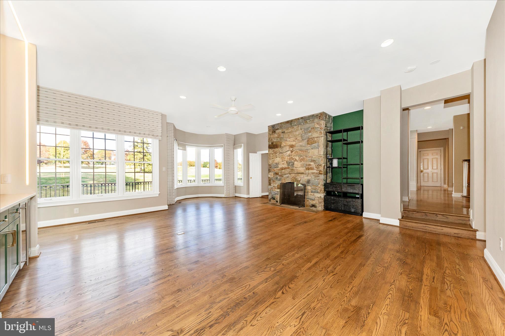 AVENEL - Residential Lease