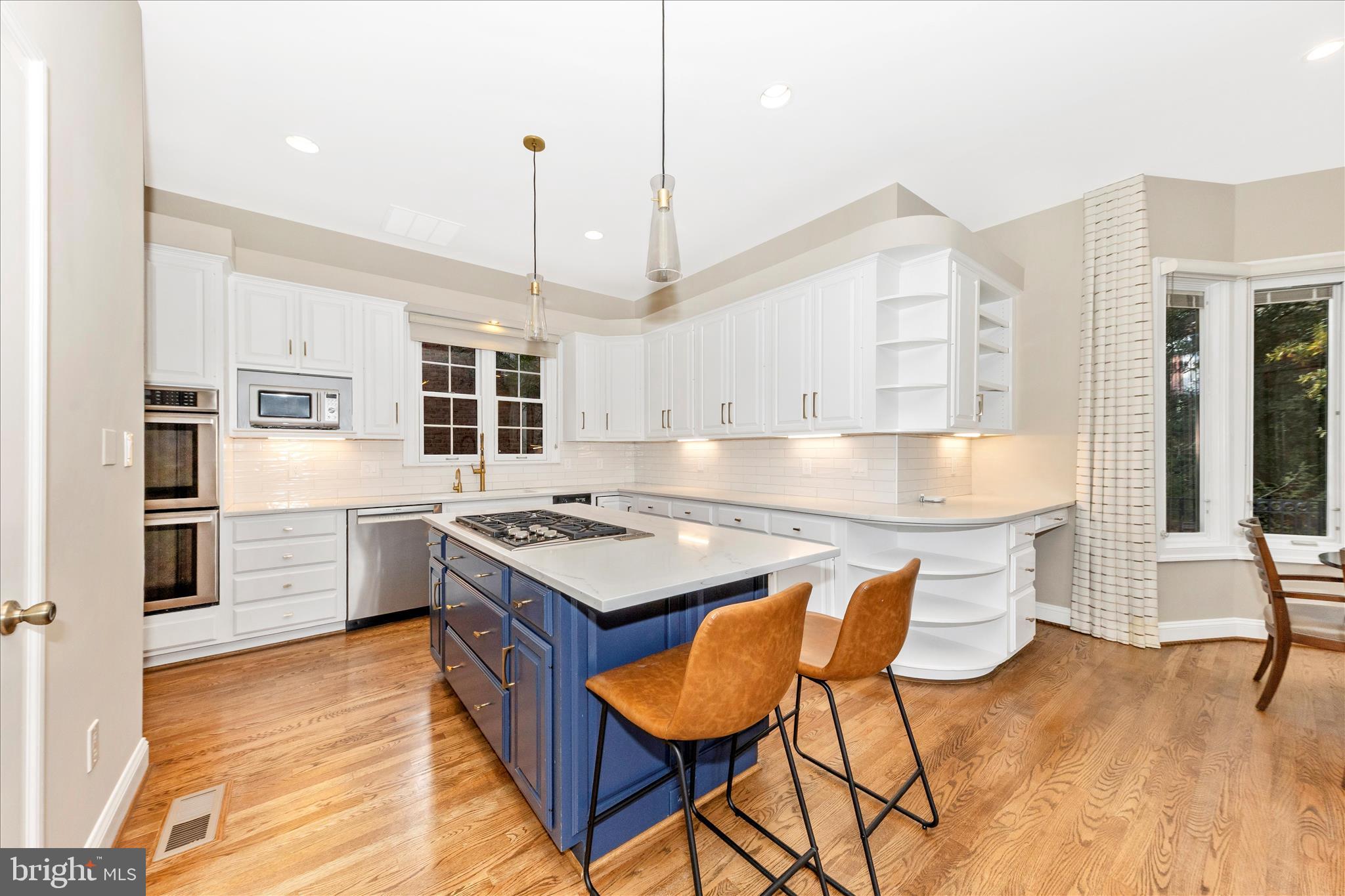 AVENEL - Residential Lease