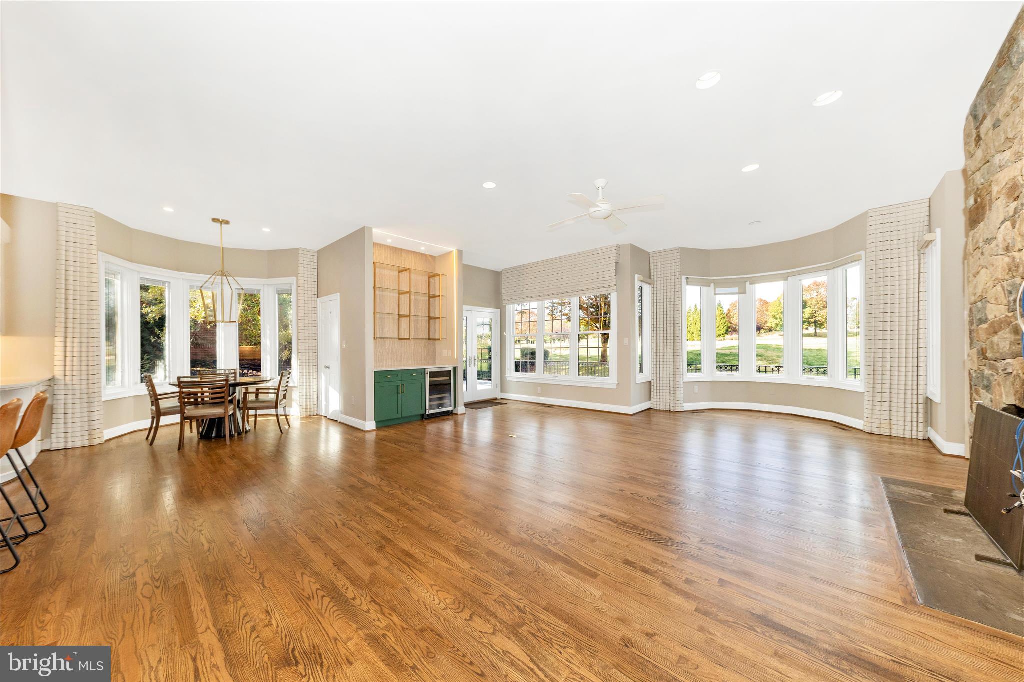 AVENEL - Residential Lease