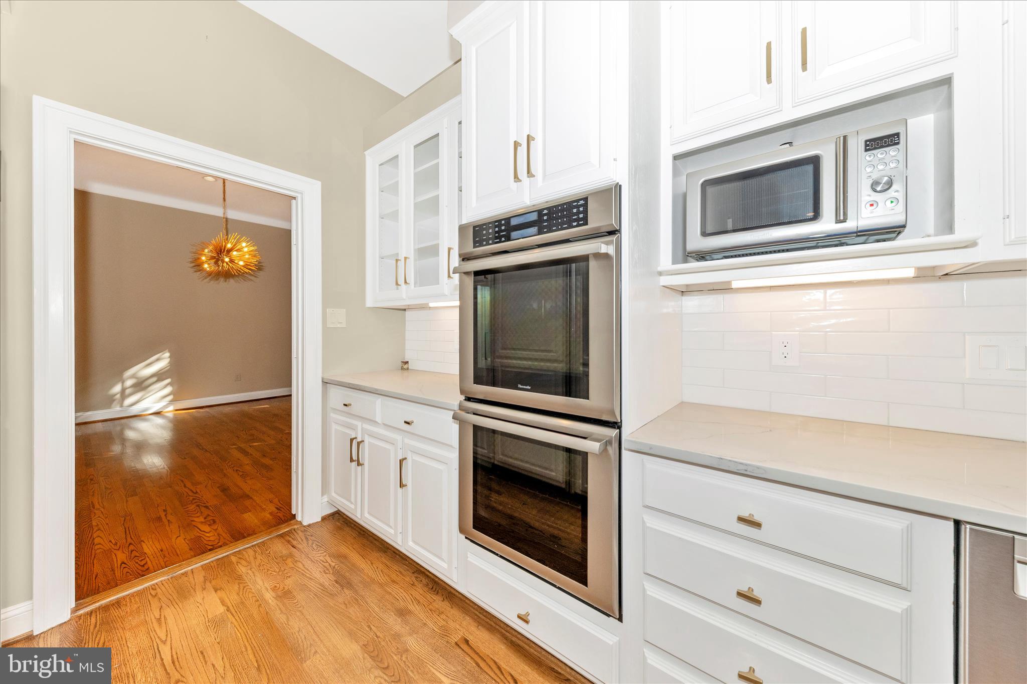 AVENEL - Residential Lease