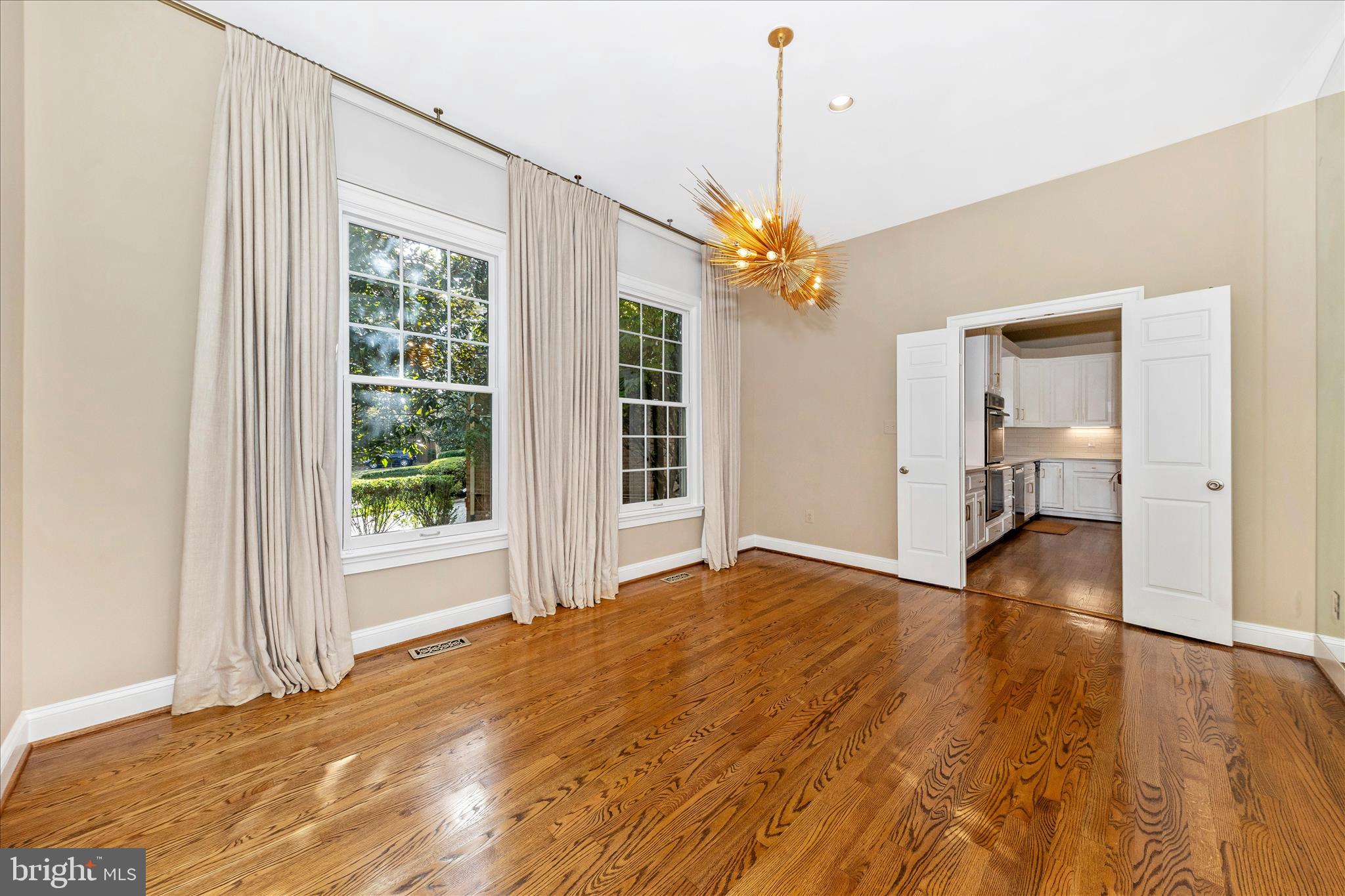 AVENEL - Residential Lease