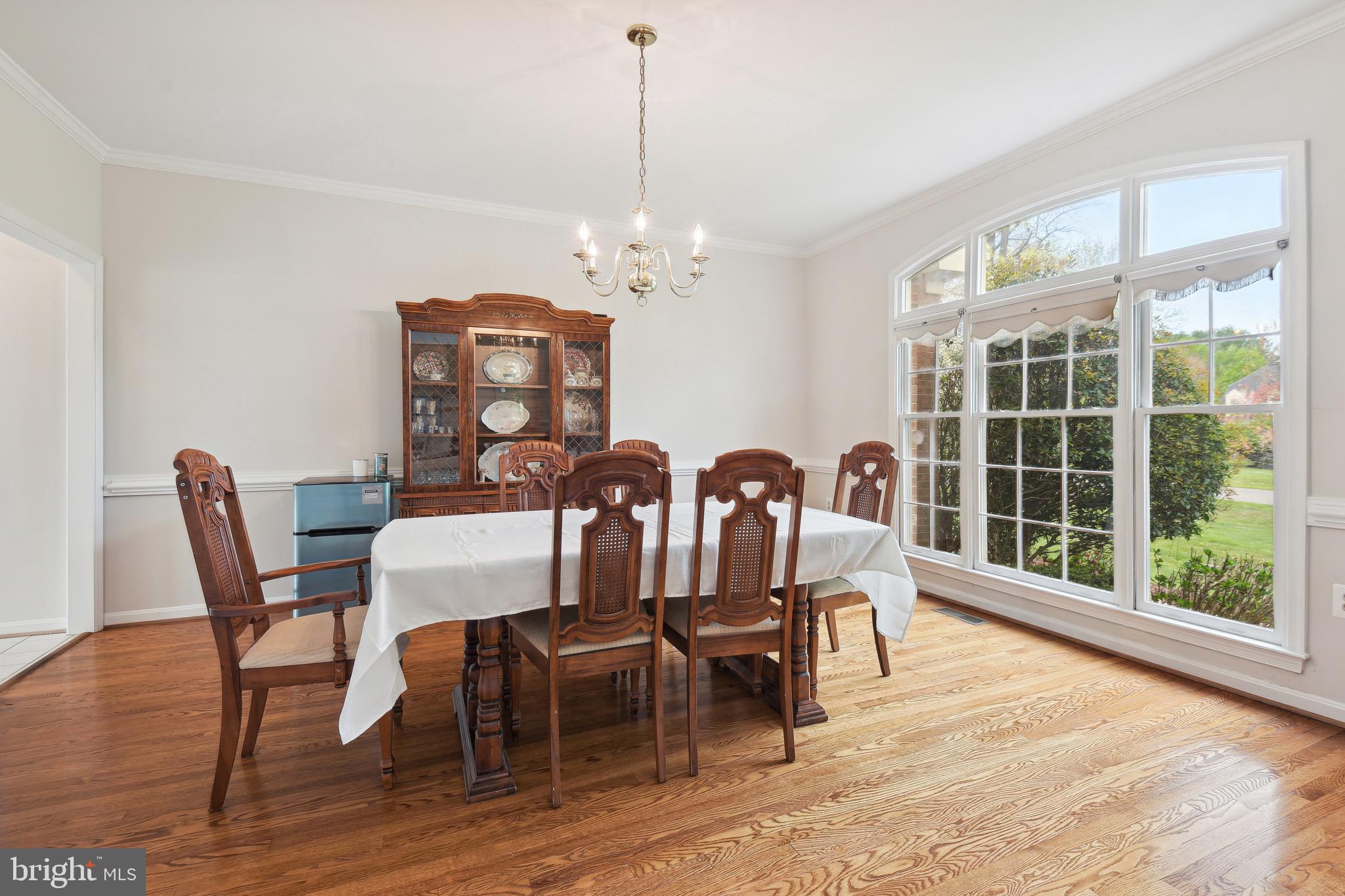 HUNTING HILLS WOODS - Residential