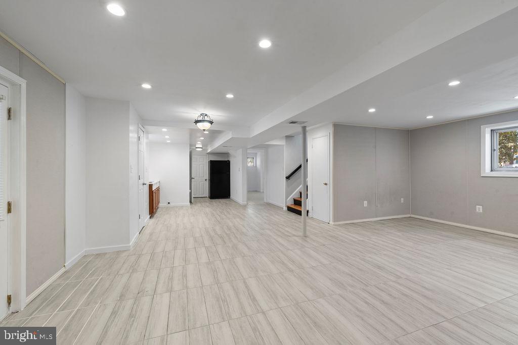 REID SUB - Residential