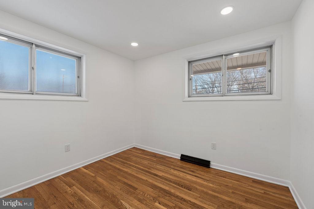 REID SUB - Residential