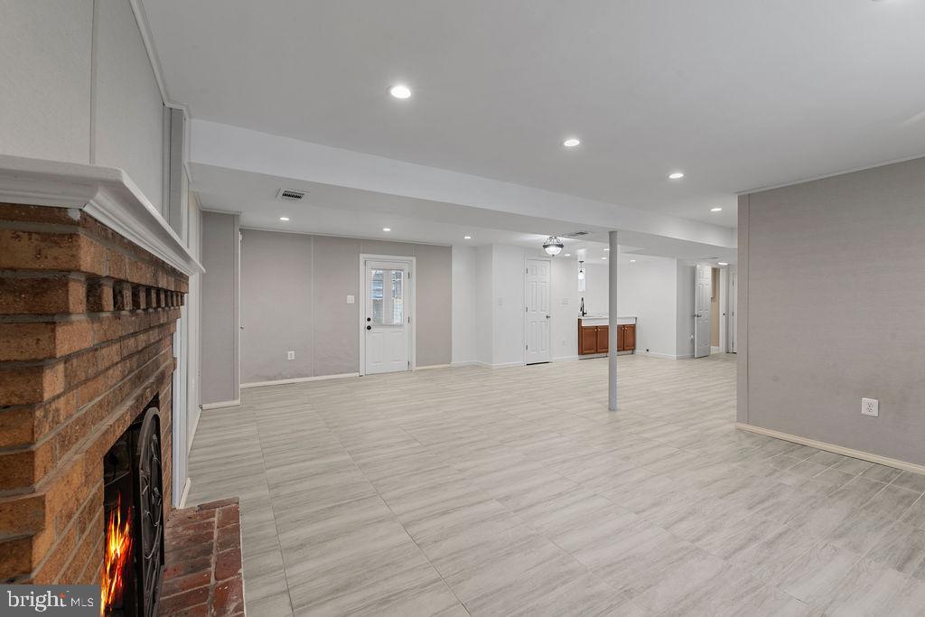 REID SUB - Residential