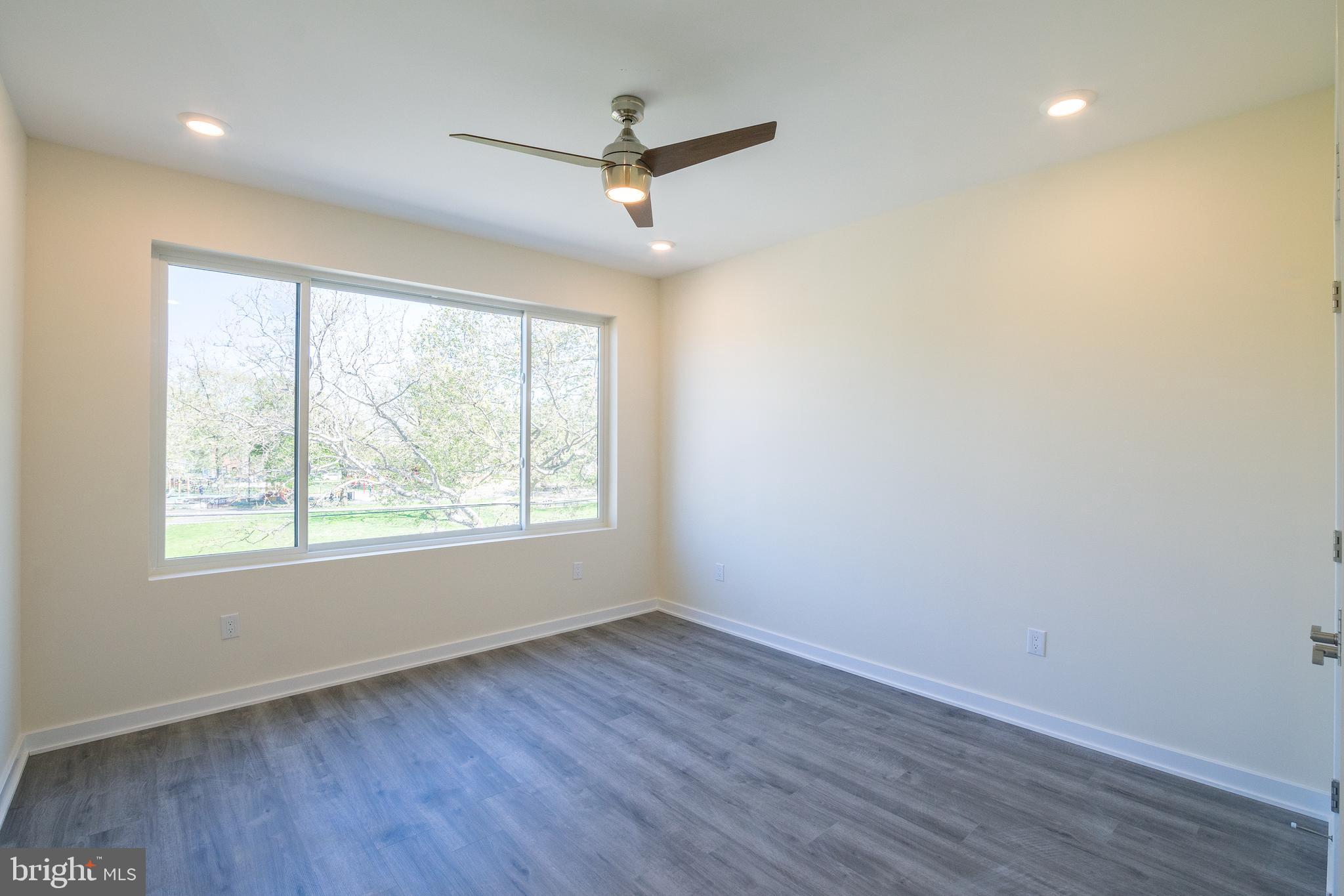 POINT BREEZE - Residential Lease