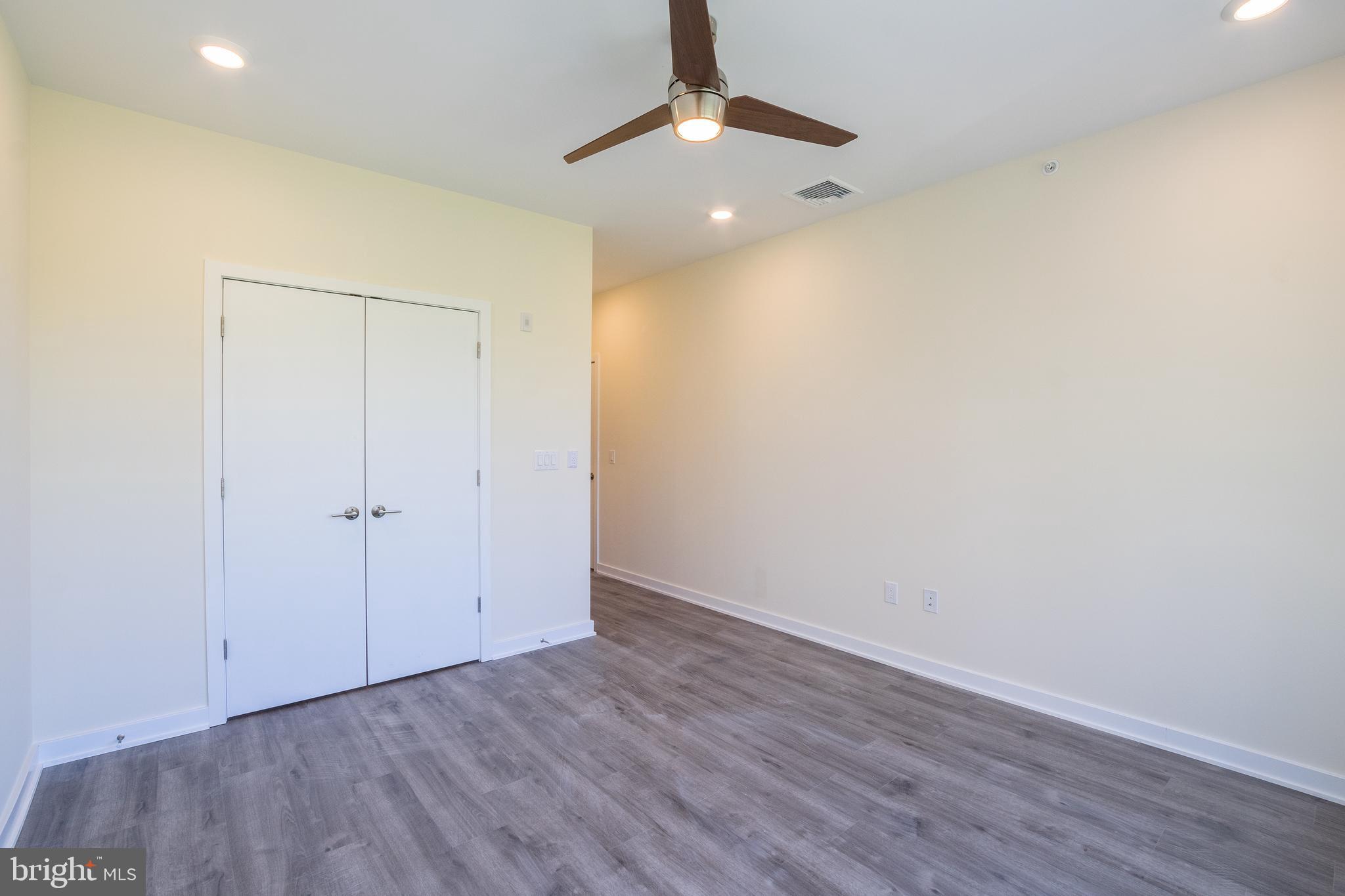 POINT BREEZE - Residential Lease