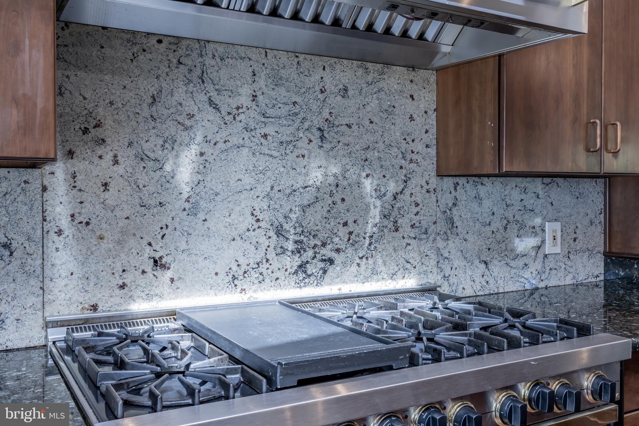 QUEEN ANNE'S ON THE WYE - Residential