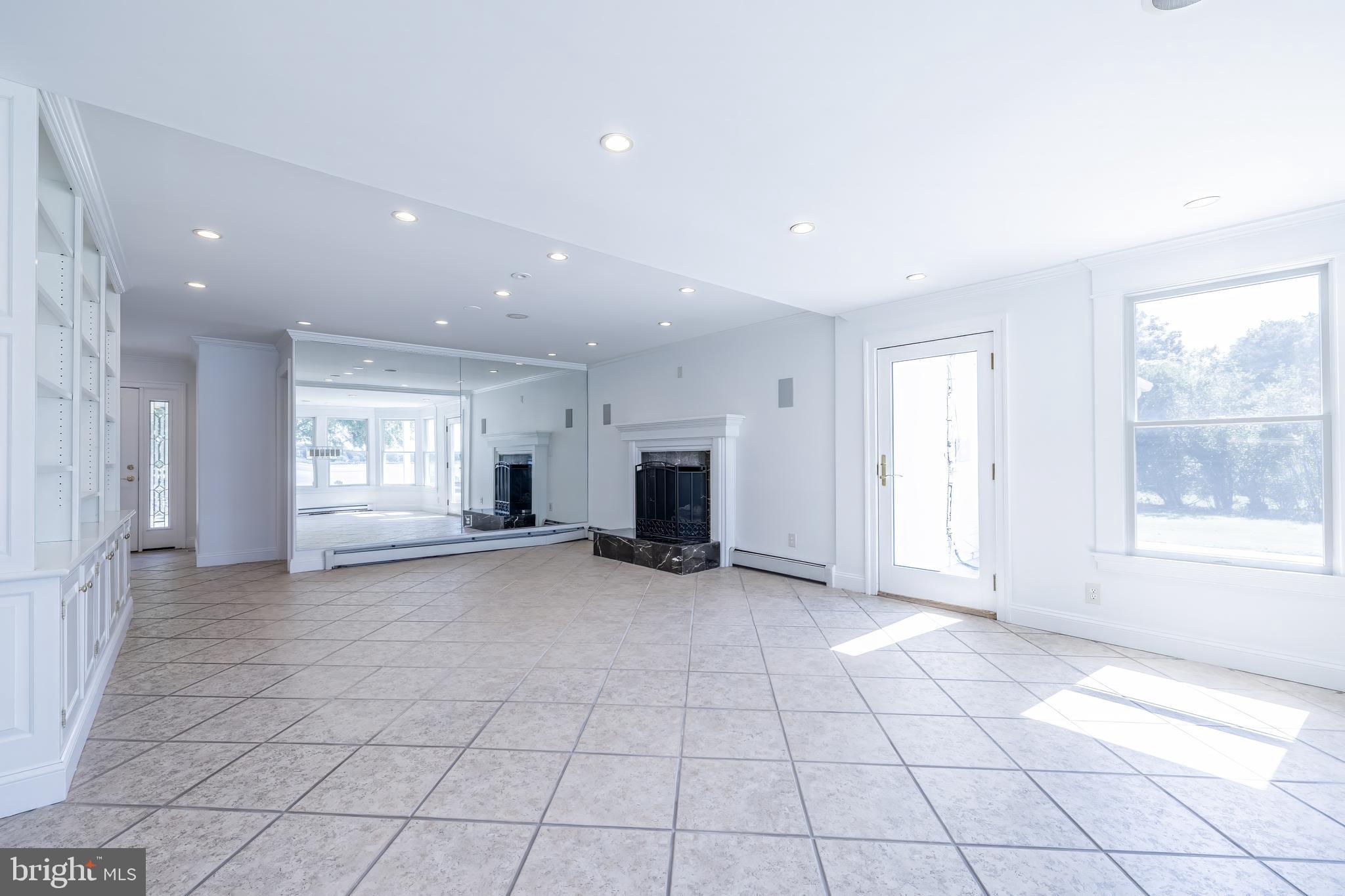 QUEEN ANNE'S ON THE WYE - Residential