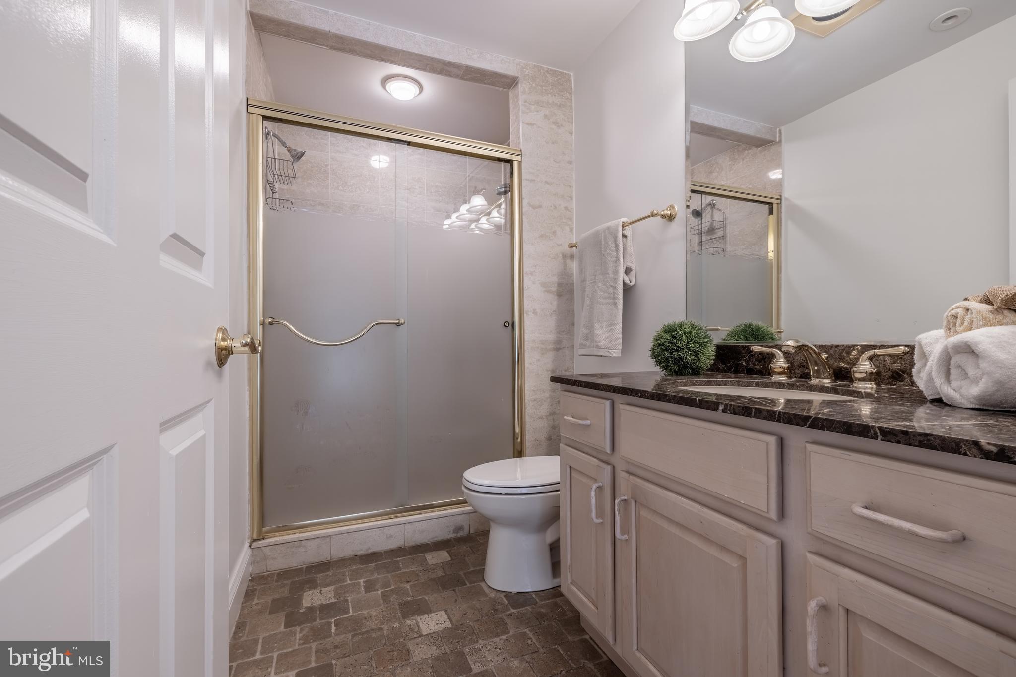 QUEEN ANNE'S ON THE WYE - Residential