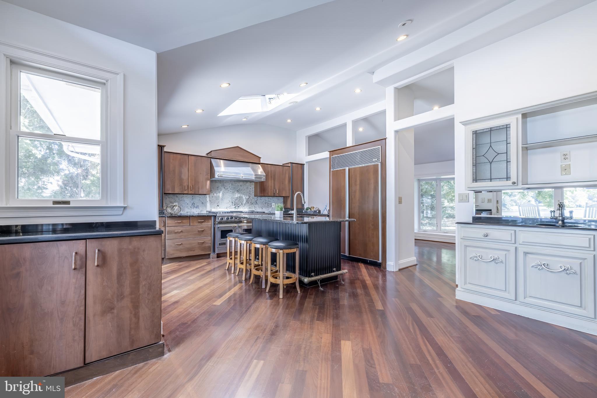 QUEEN ANNE'S ON THE WYE - Residential