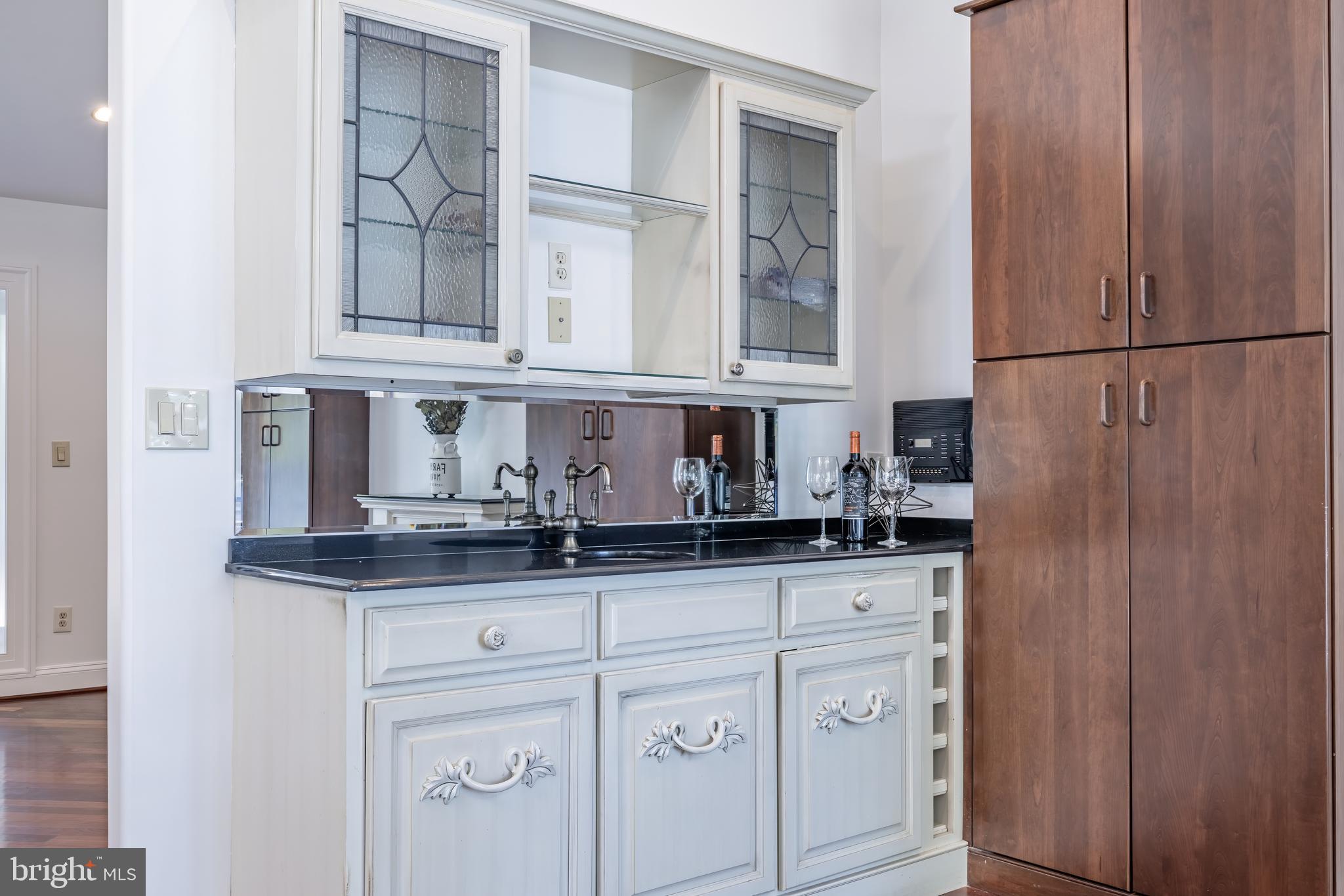 QUEEN ANNE'S ON THE WYE - Residential