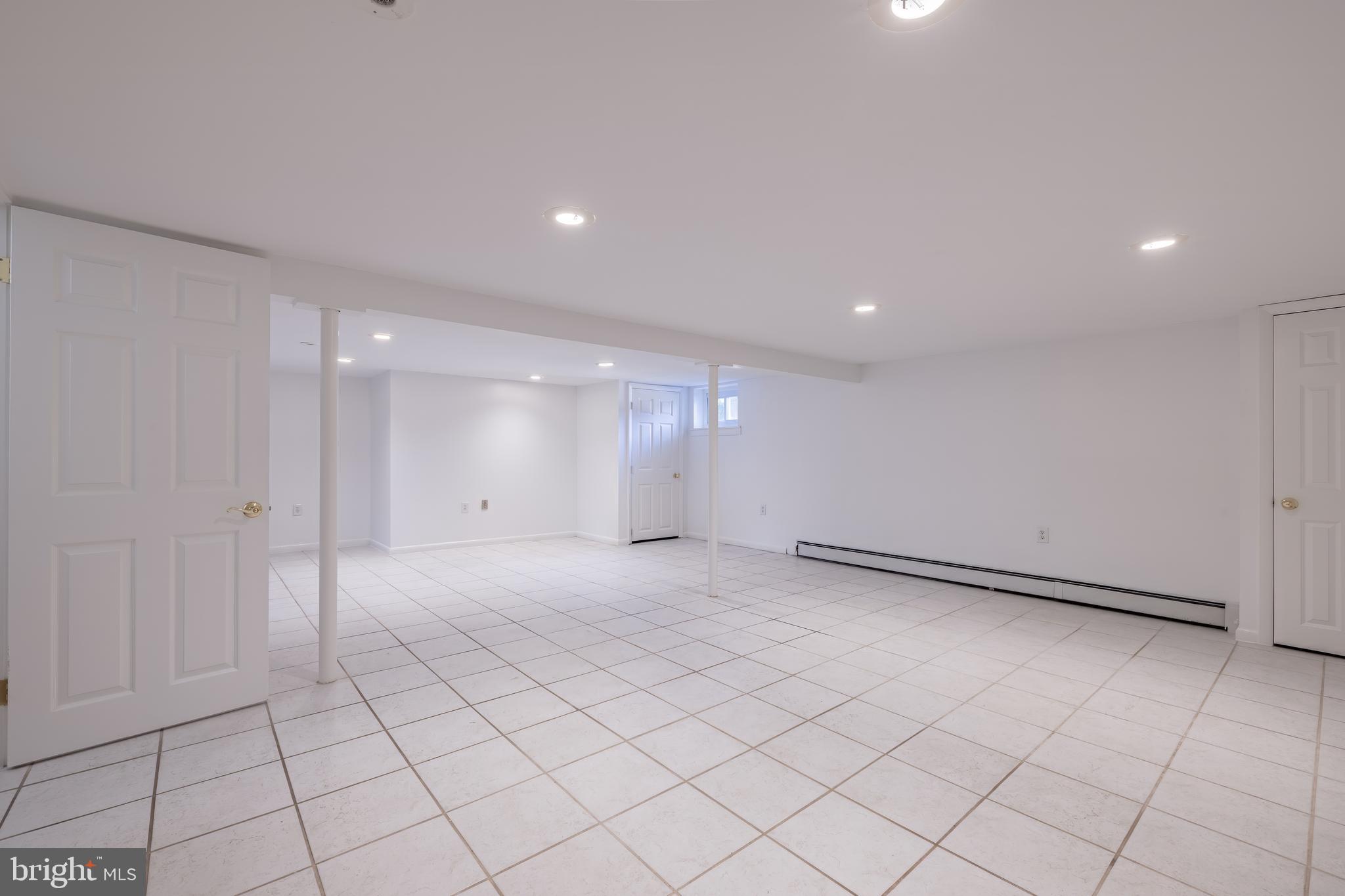 QUEEN ANNE'S ON THE WYE - Residential