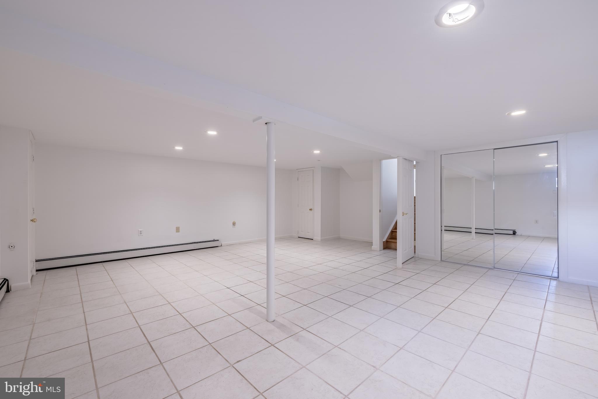 QUEEN ANNE'S ON THE WYE - Residential