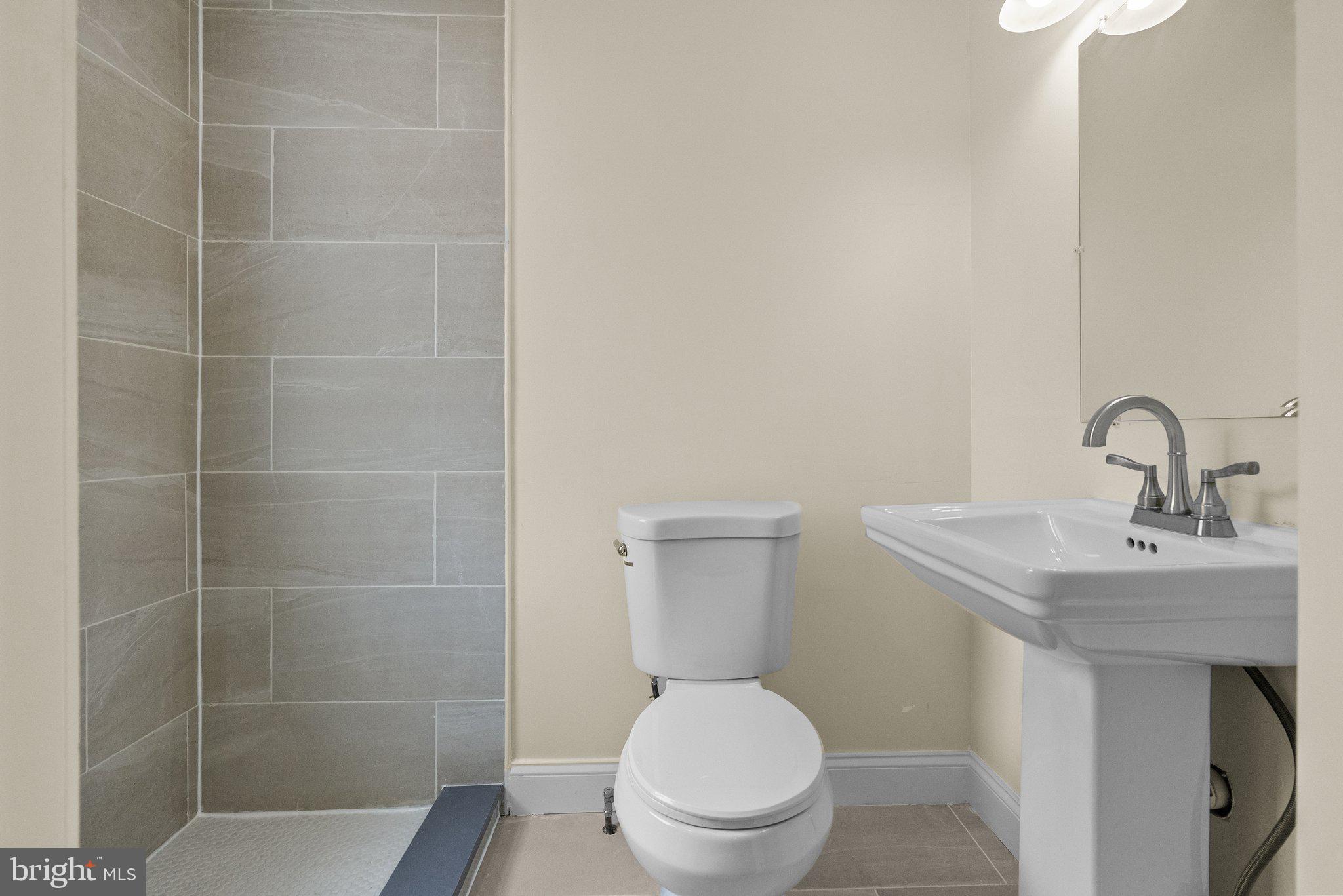 OLDE KENSINGTON - Residential