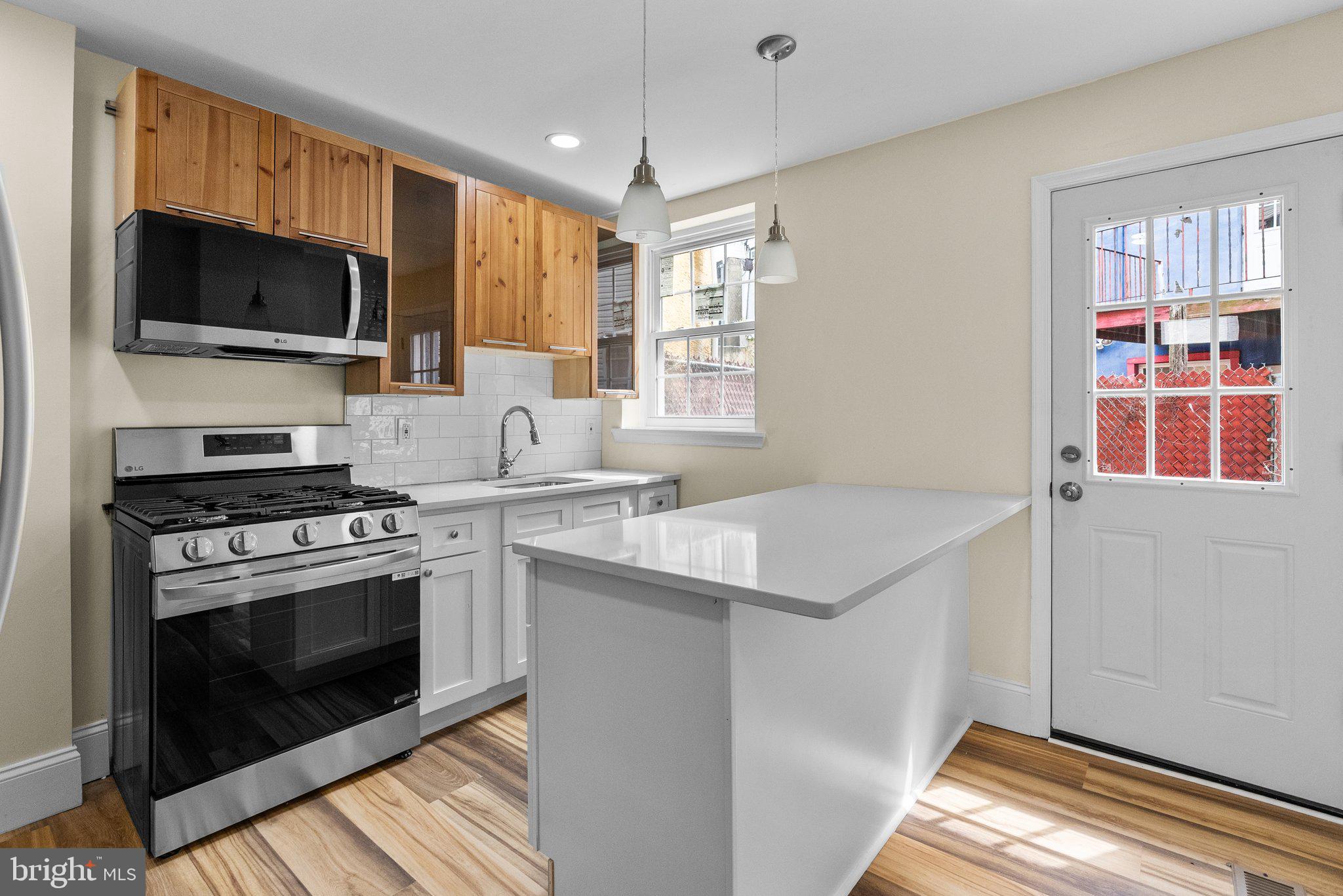 OLDE KENSINGTON - Residential