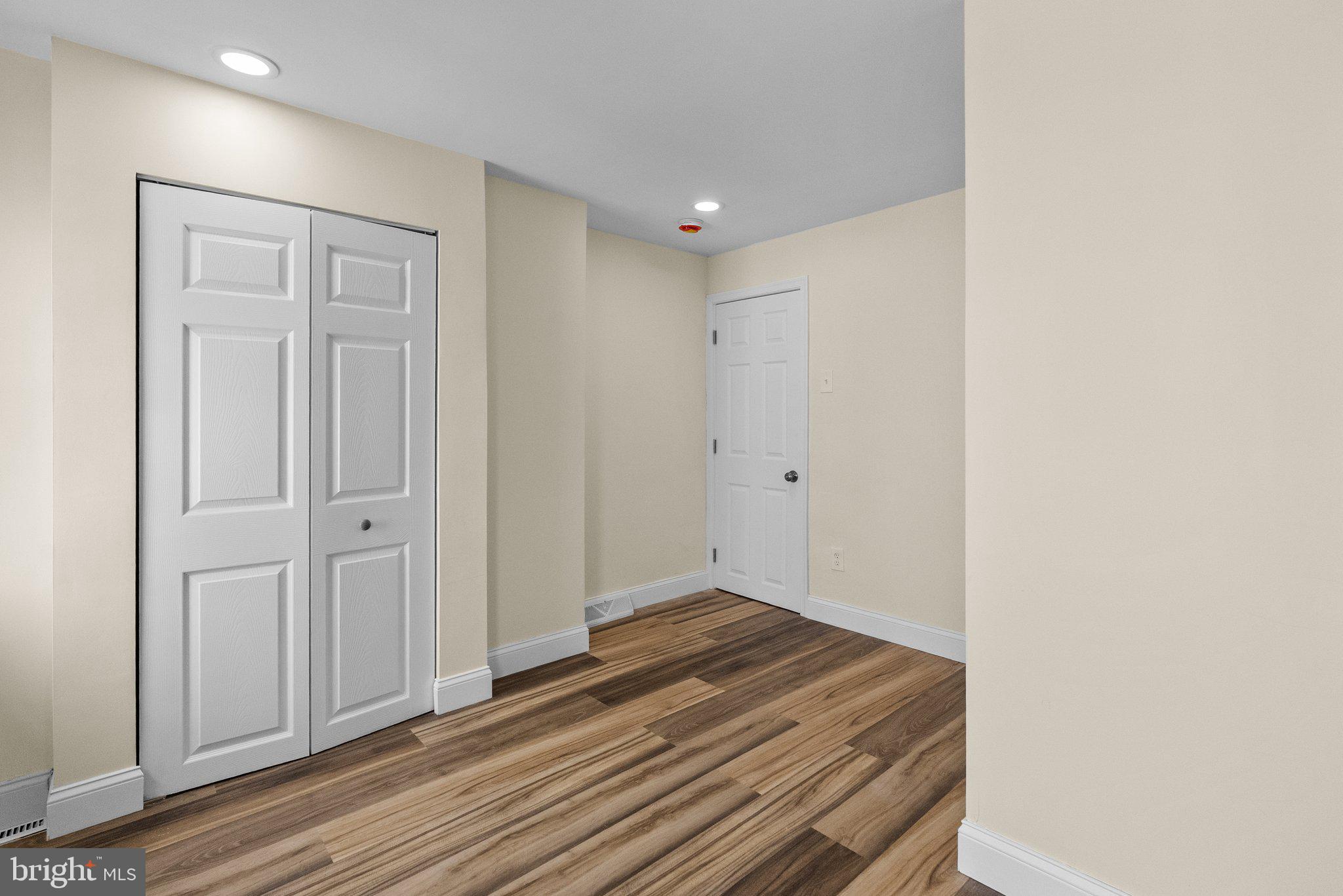 OLDE KENSINGTON - Residential