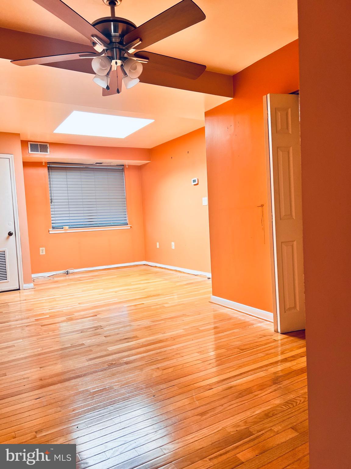 3066 PINEVIEW COURT NE