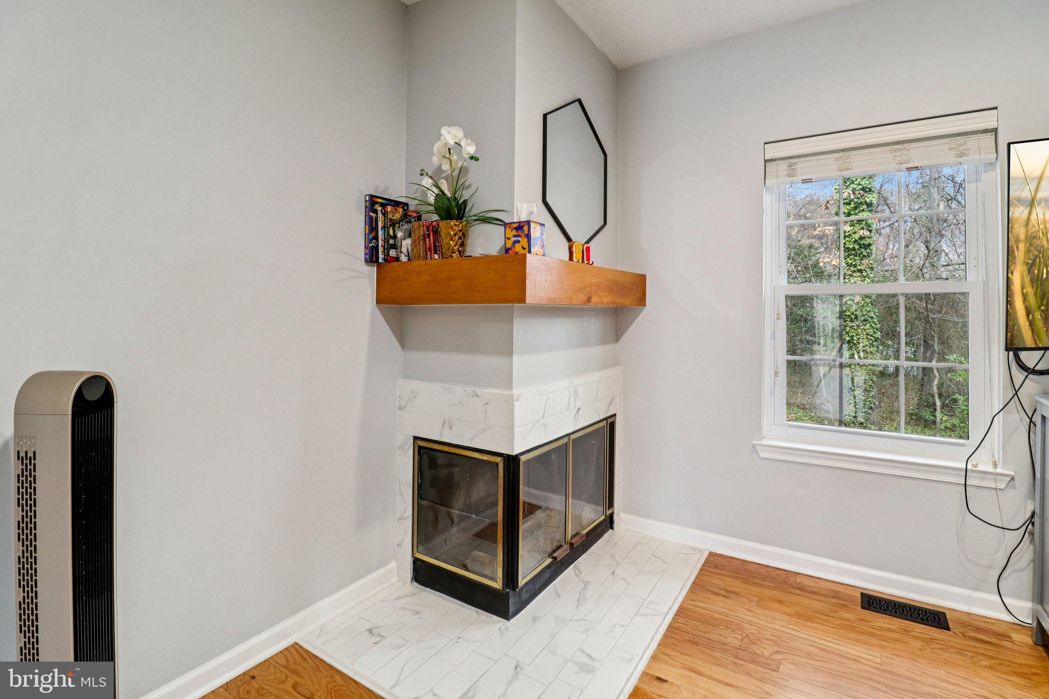 GREEN OAK TOWNES - Residential