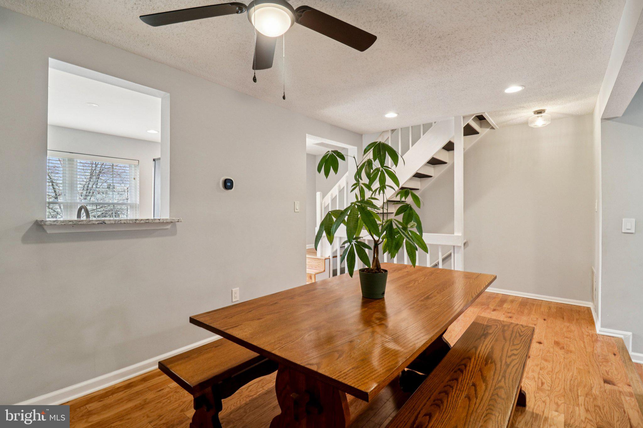 GREEN OAK TOWNES - Residential