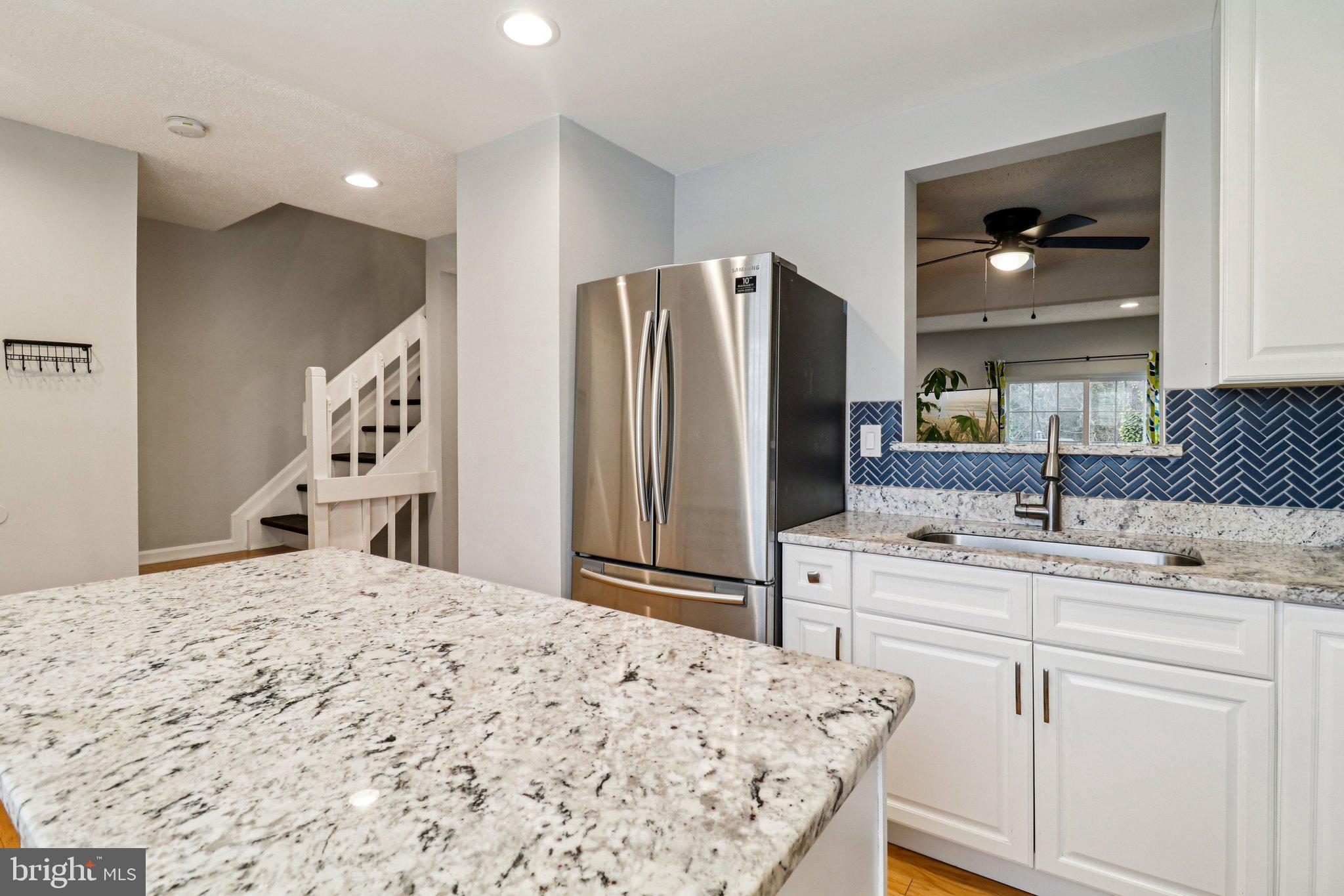 GREEN OAK TOWNES - Residential