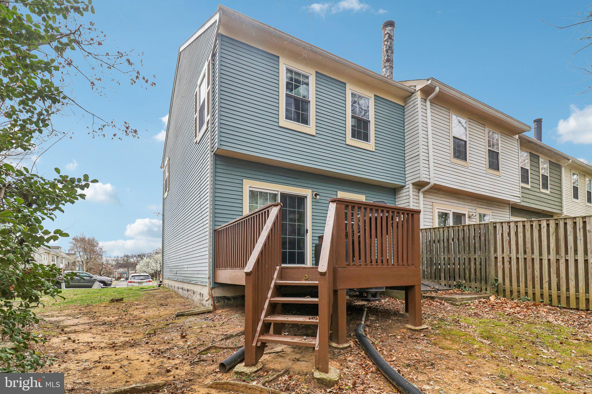 GREEN OAK TOWNES - Residential