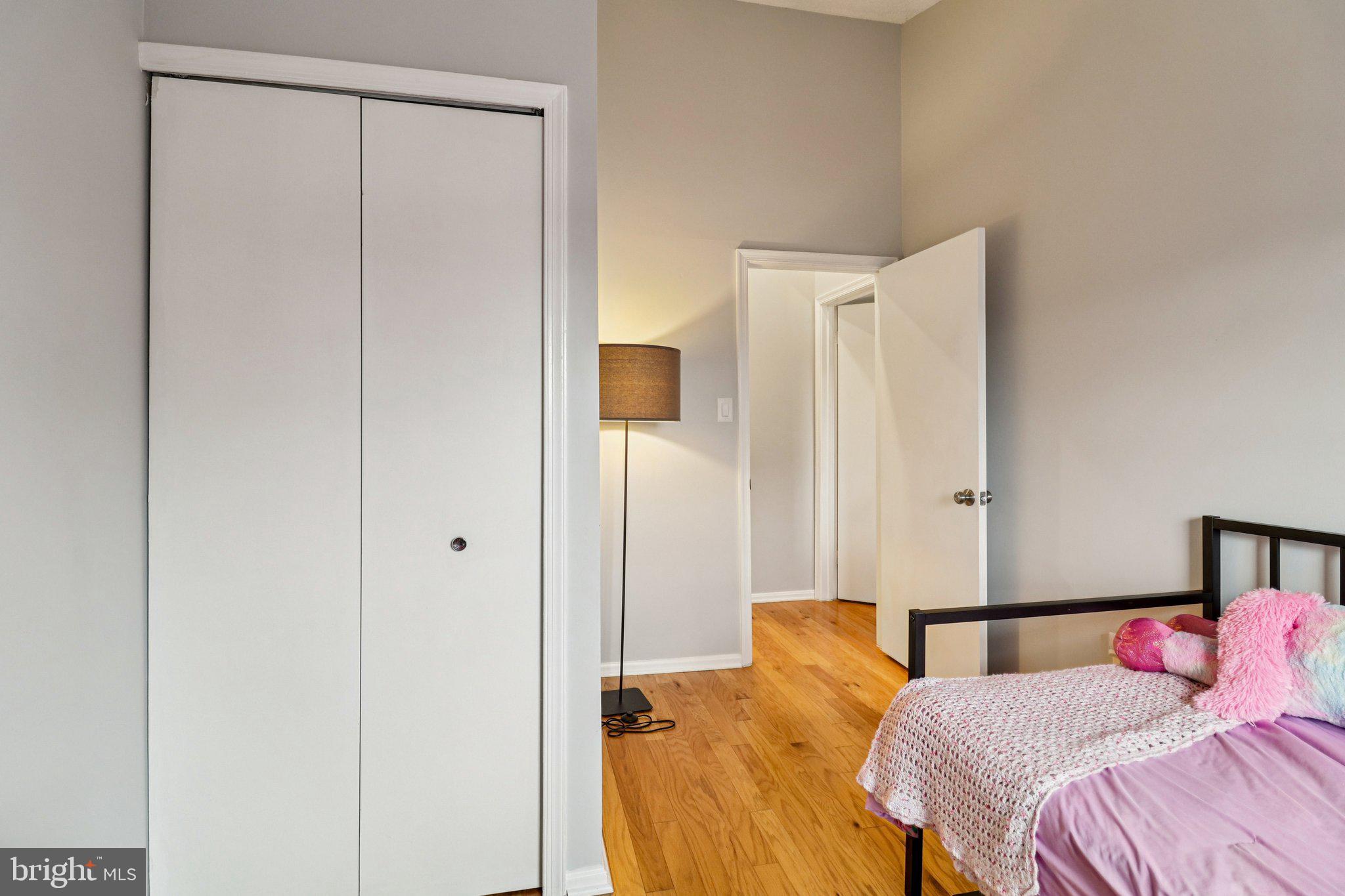 GREEN OAK TOWNES - Residential