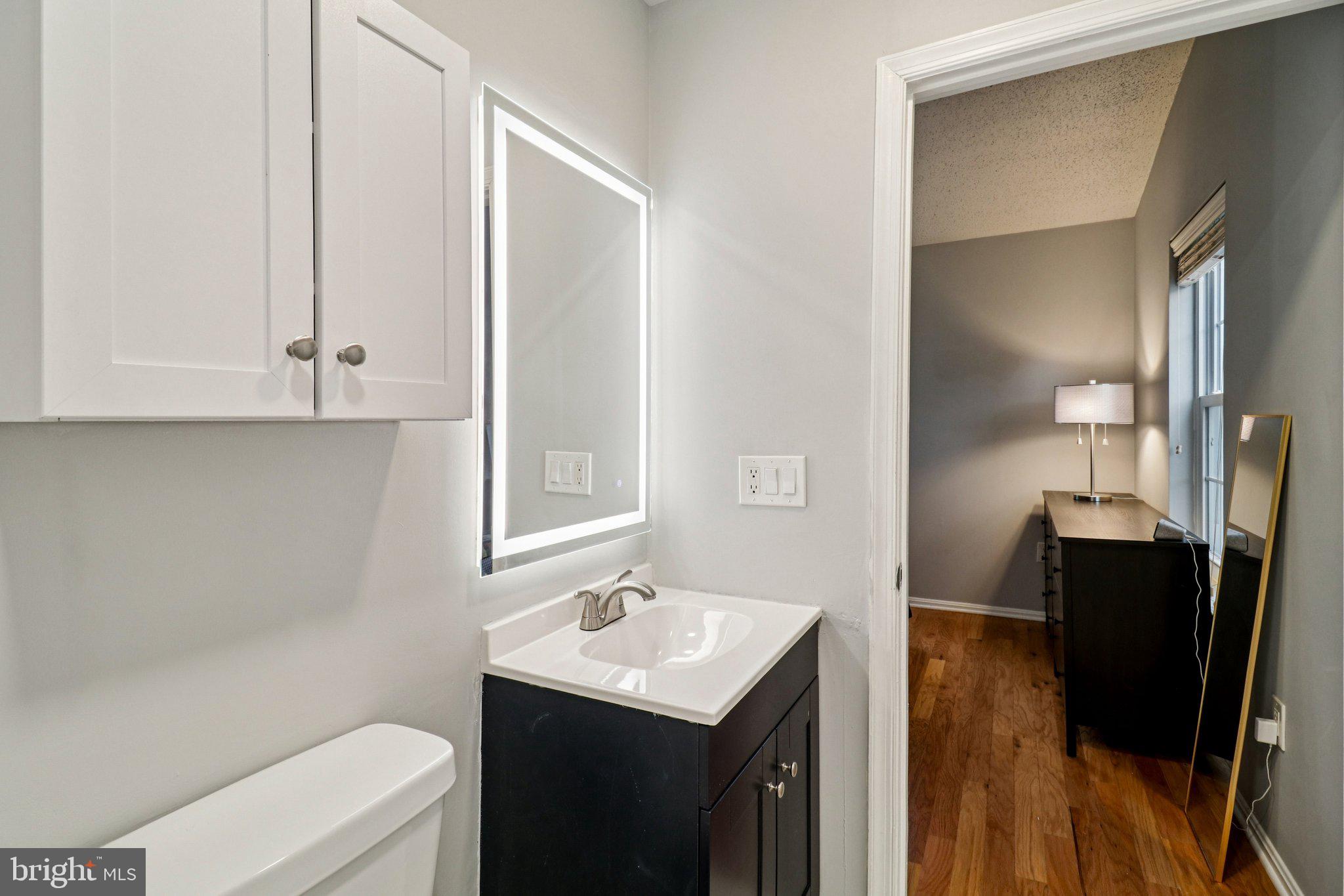 GREEN OAK TOWNES - Residential