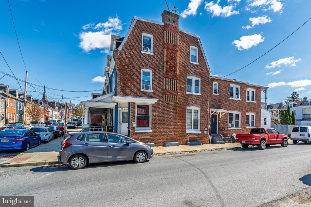 Photo of 546 Poplar Street, LANCASTER, PA 17603 (MLS # PALA2085894)