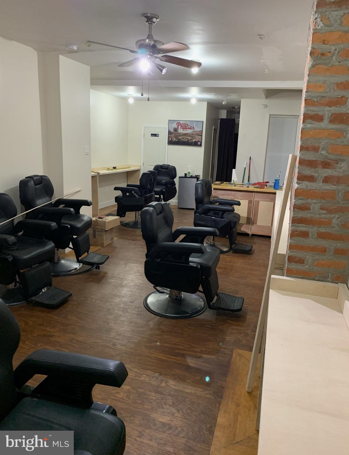 KENSINGTON - Residential