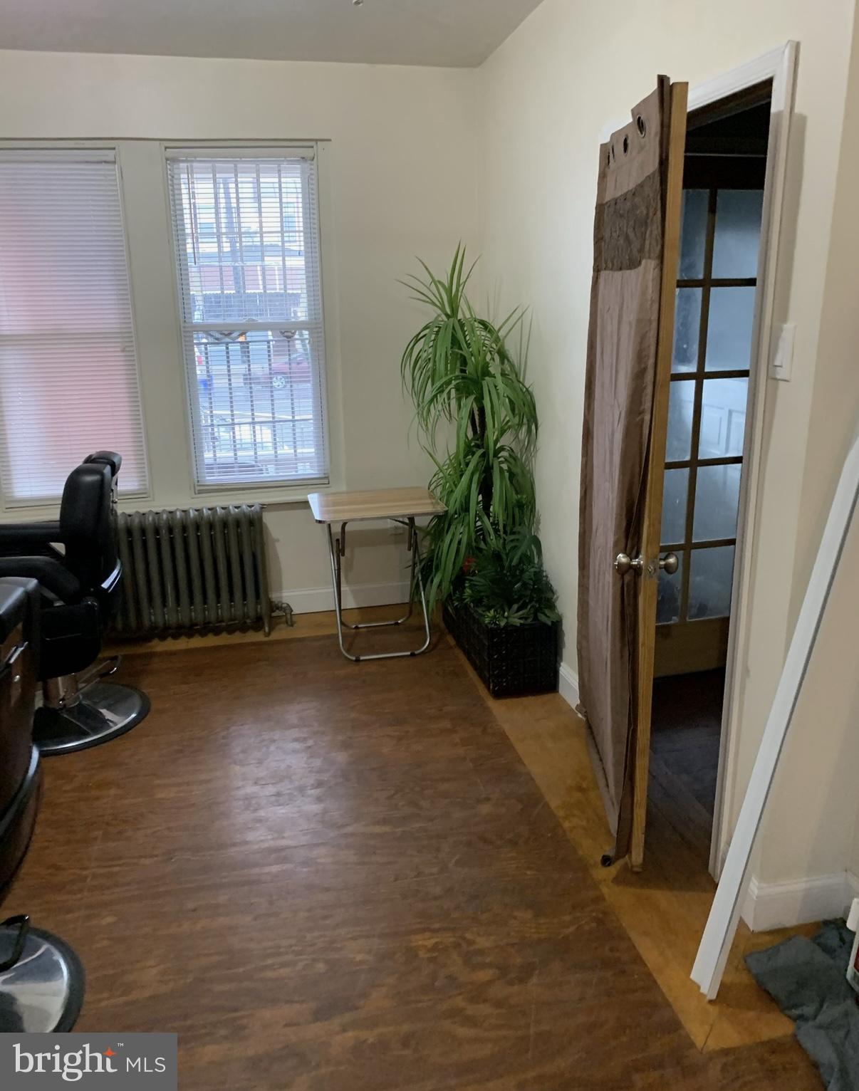 KENSINGTON - Residential