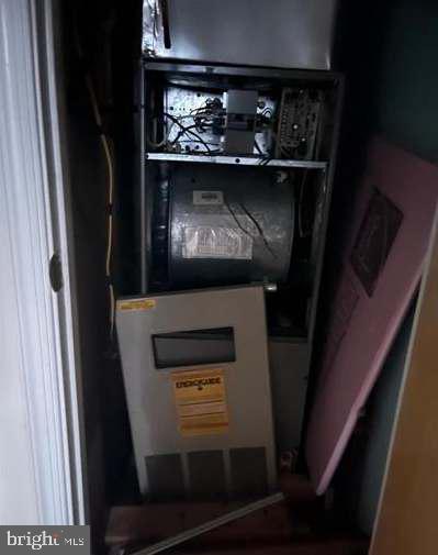 DICKINSON NARROWS - Residential