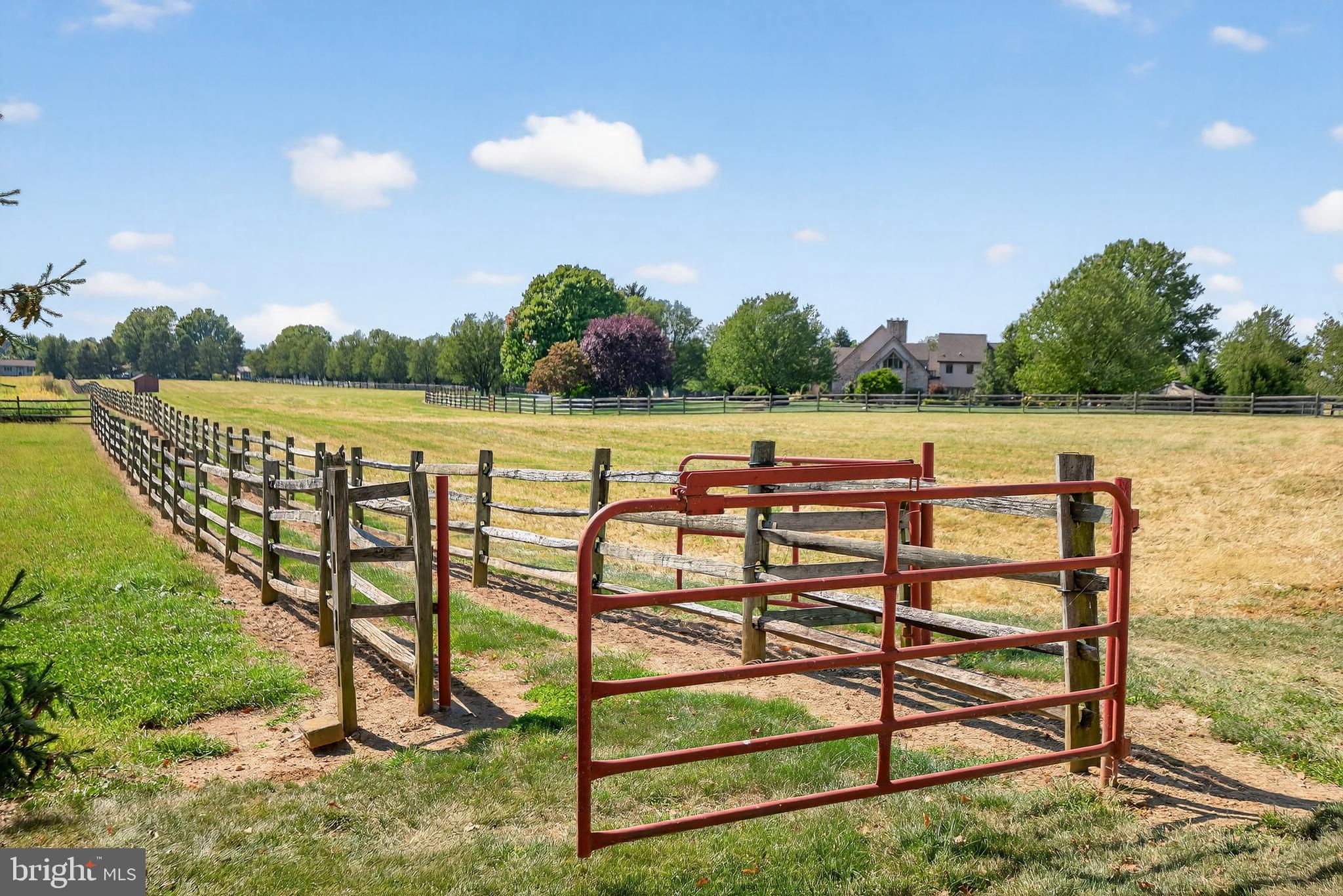 ANNVILLE CLEONA - Farm