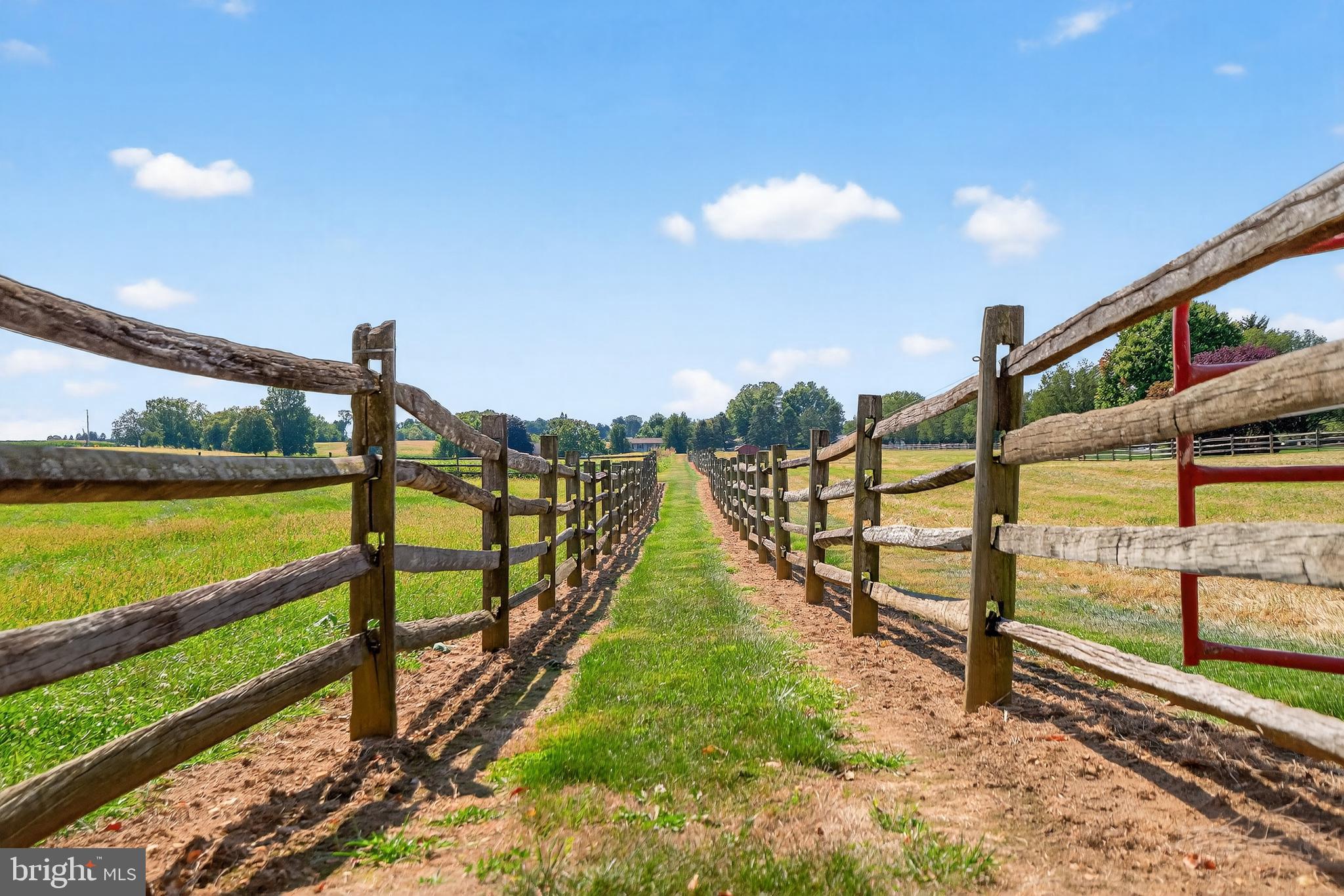 ANNVILLE CLEONA - Farm