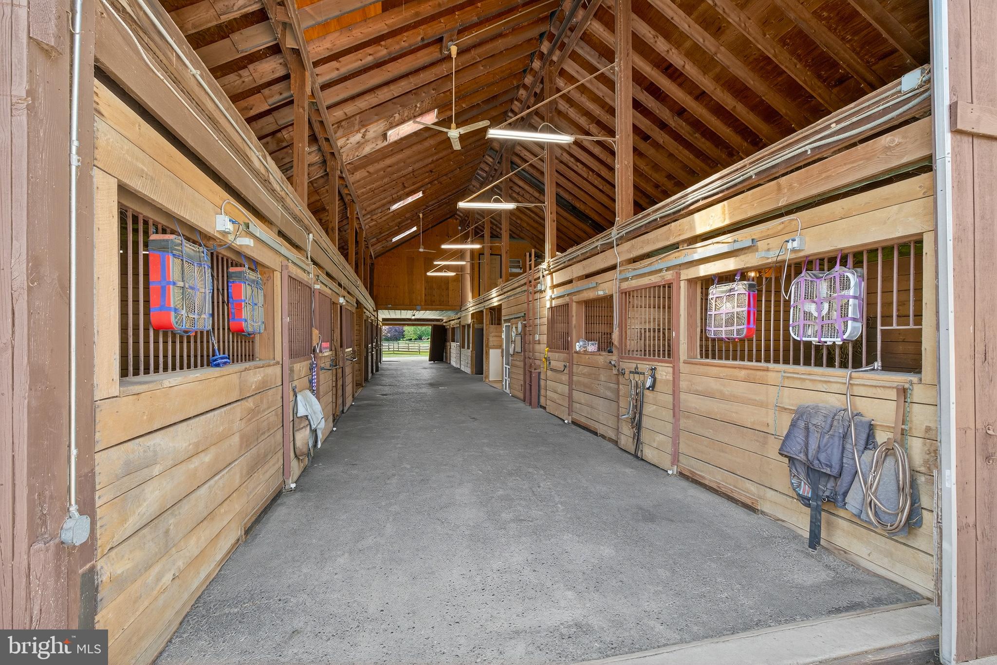 ANNVILLE CLEONA - Farm