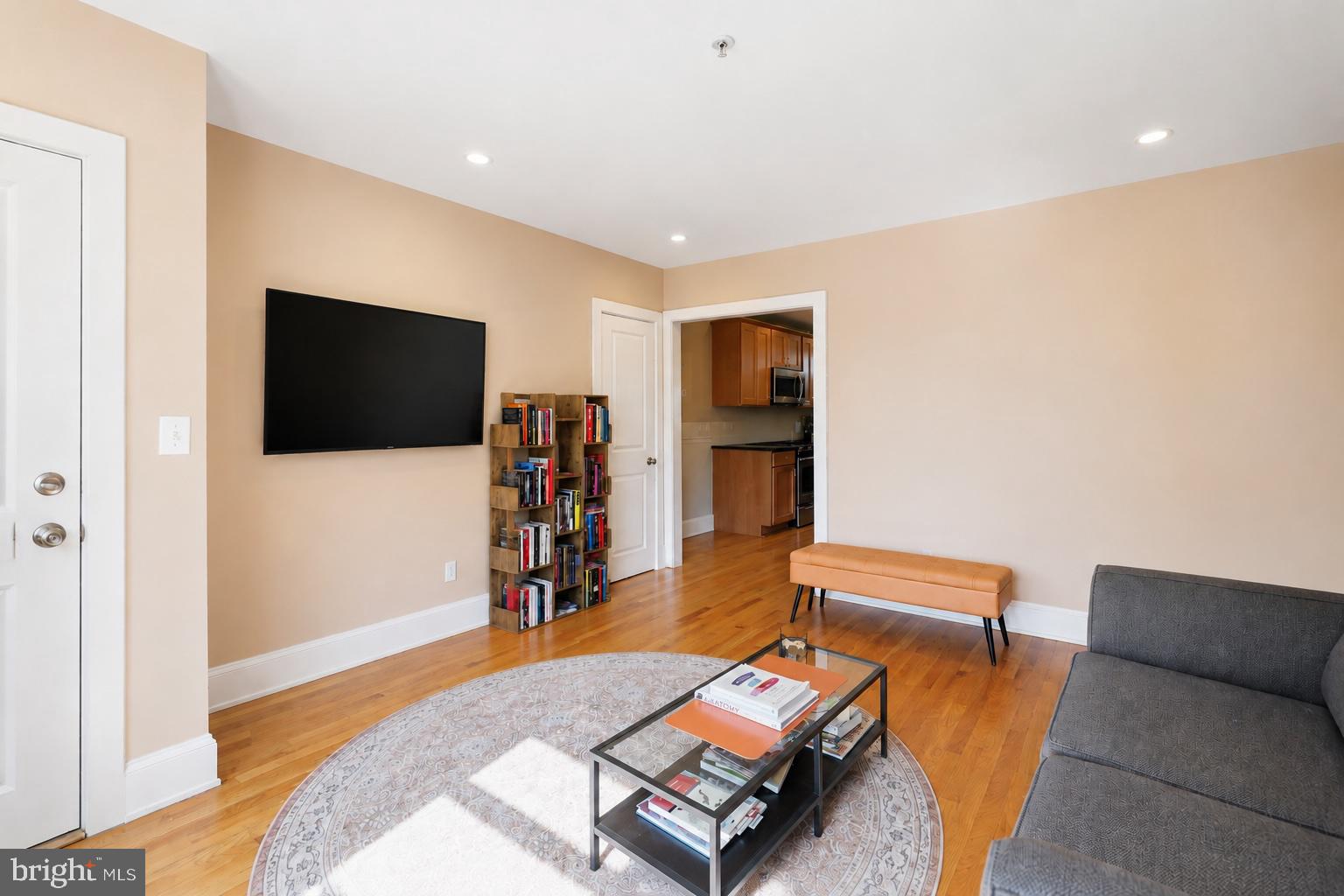 1648 MONTELLO AVENUE NE 2