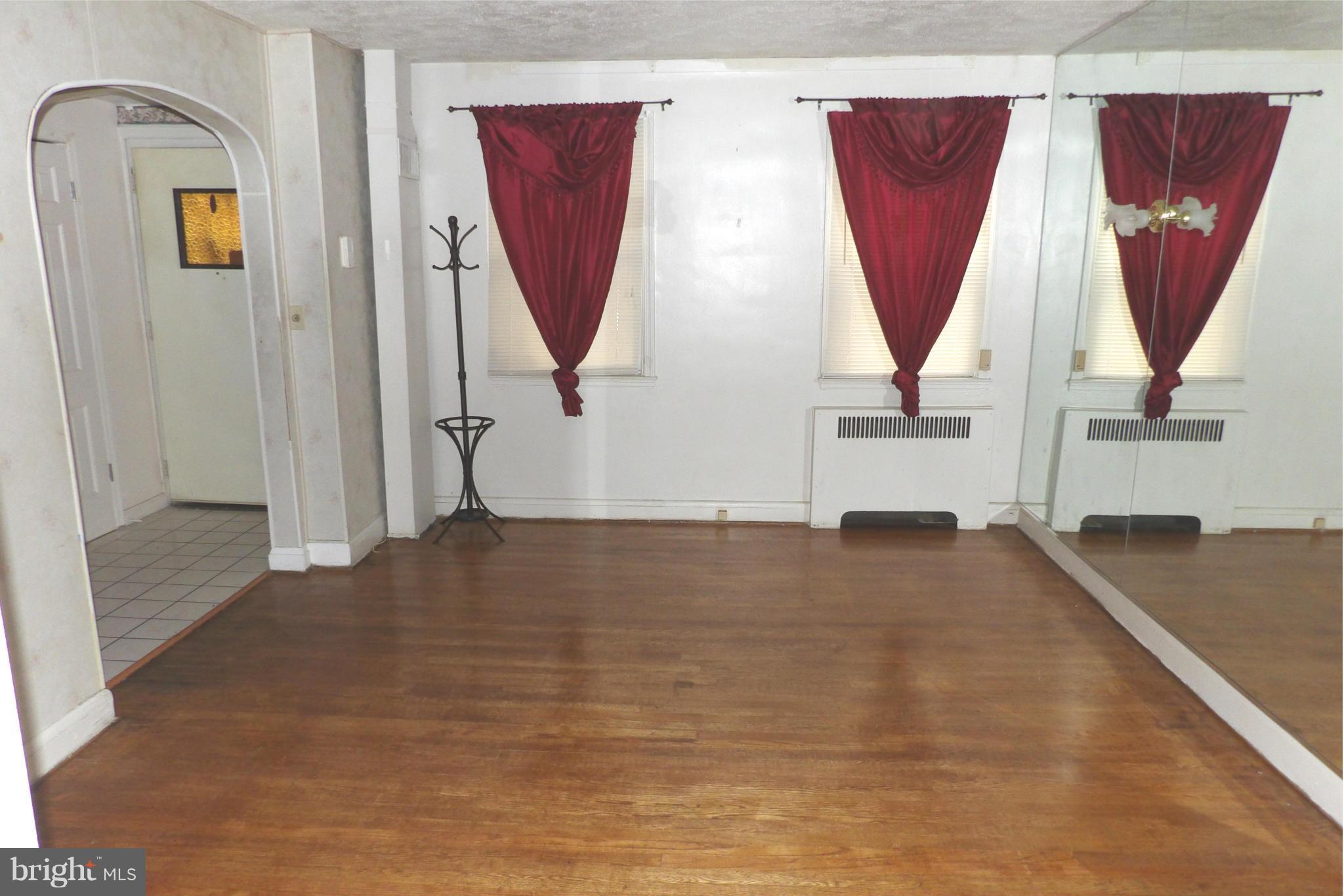 MONDAWMIN - Residential