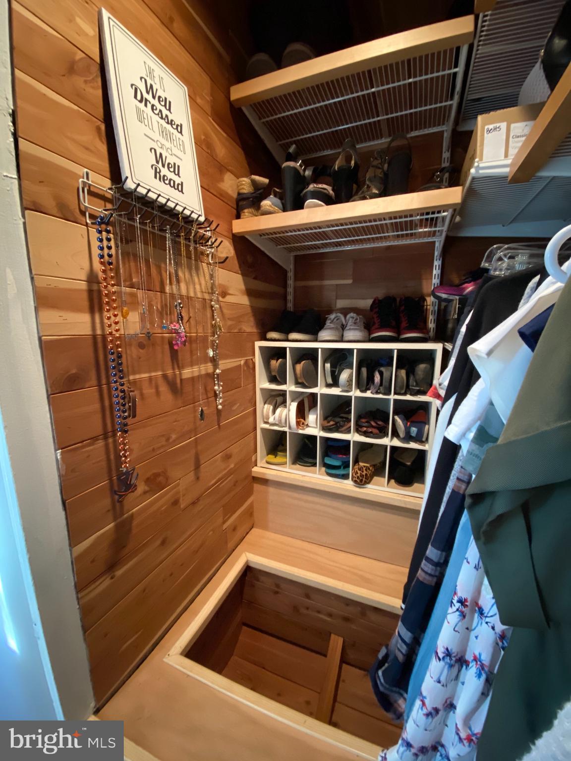 PARK  FAIRFAX - Residential Lease