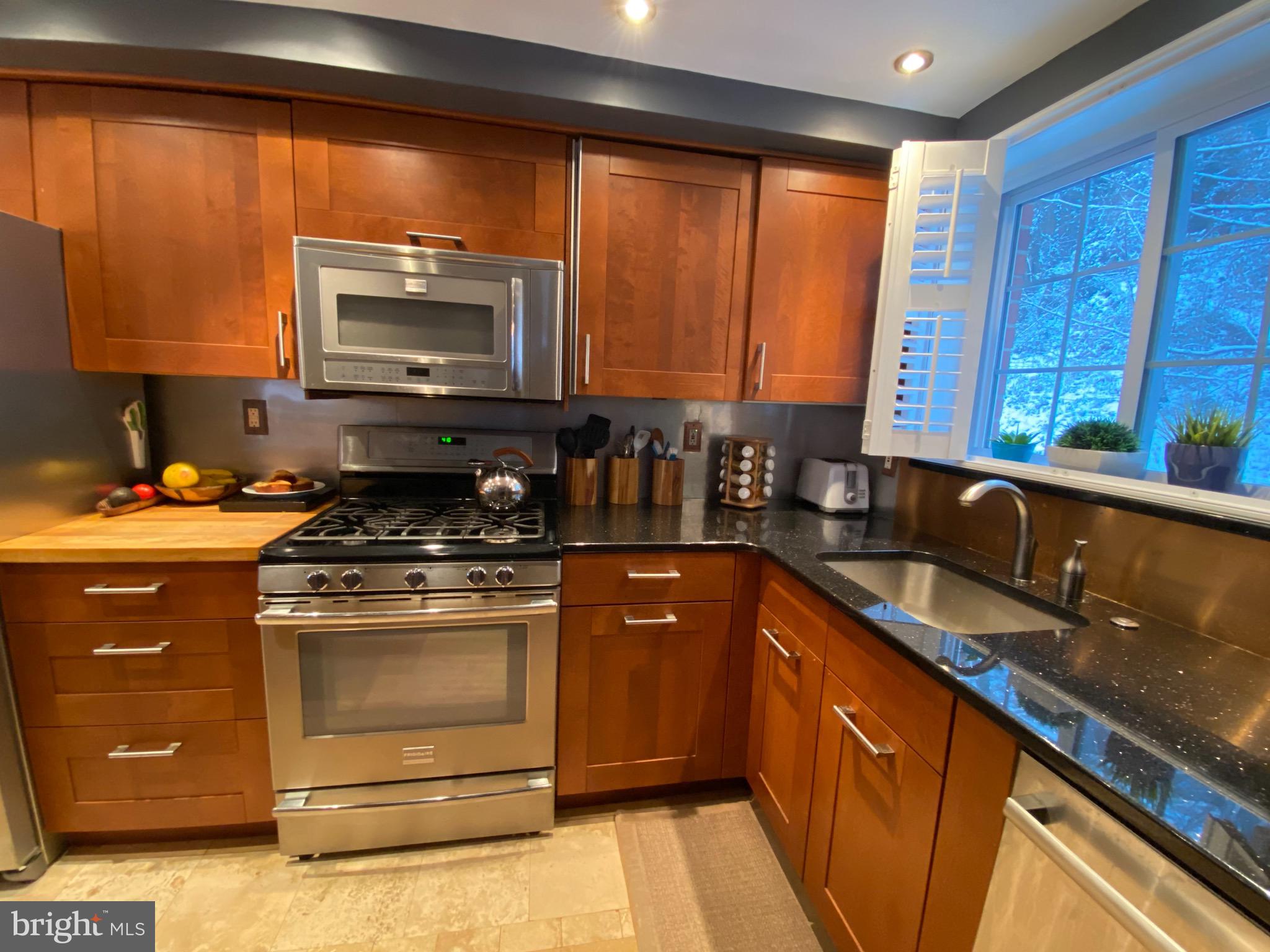 PARK  FAIRFAX - Residential Lease