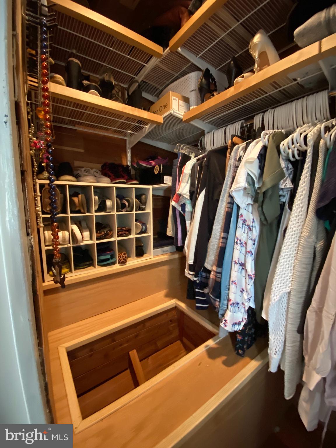 PARK  FAIRFAX - Residential Lease