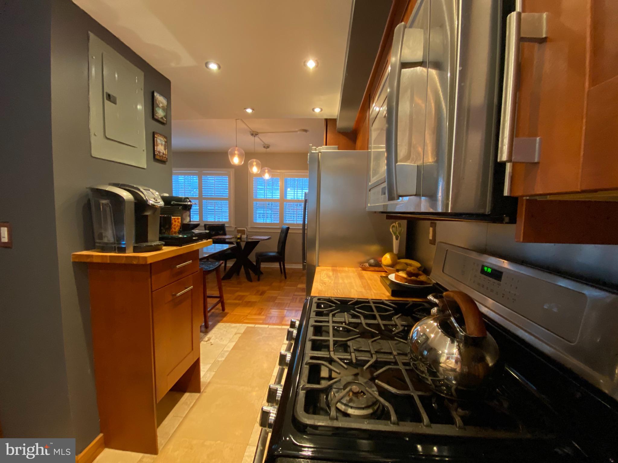 PARK  FAIRFAX - Residential Lease