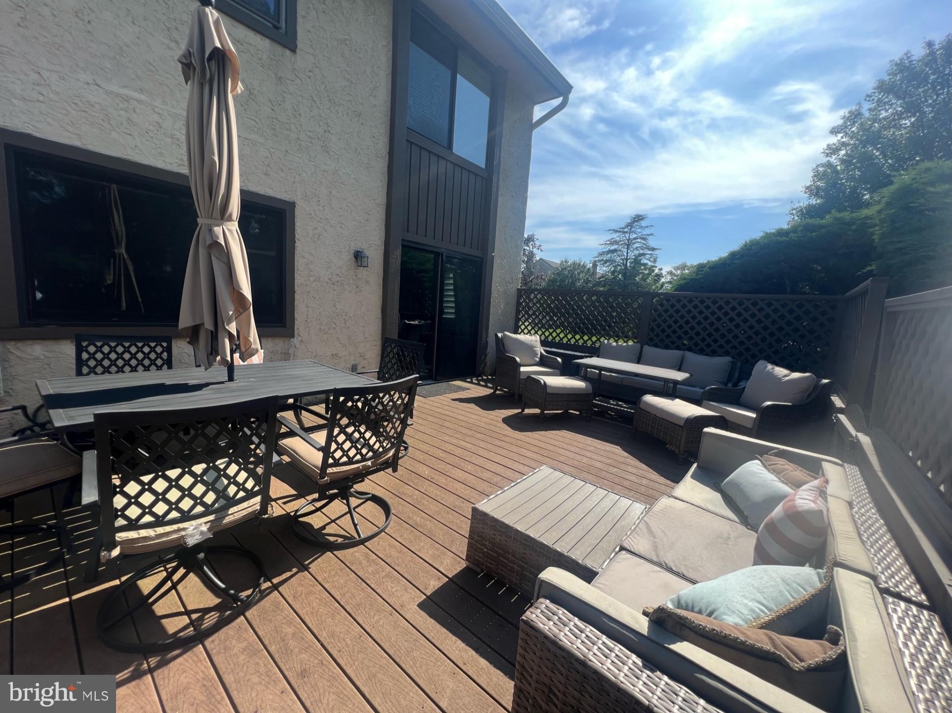 1590 LITTLE CROFT COURT