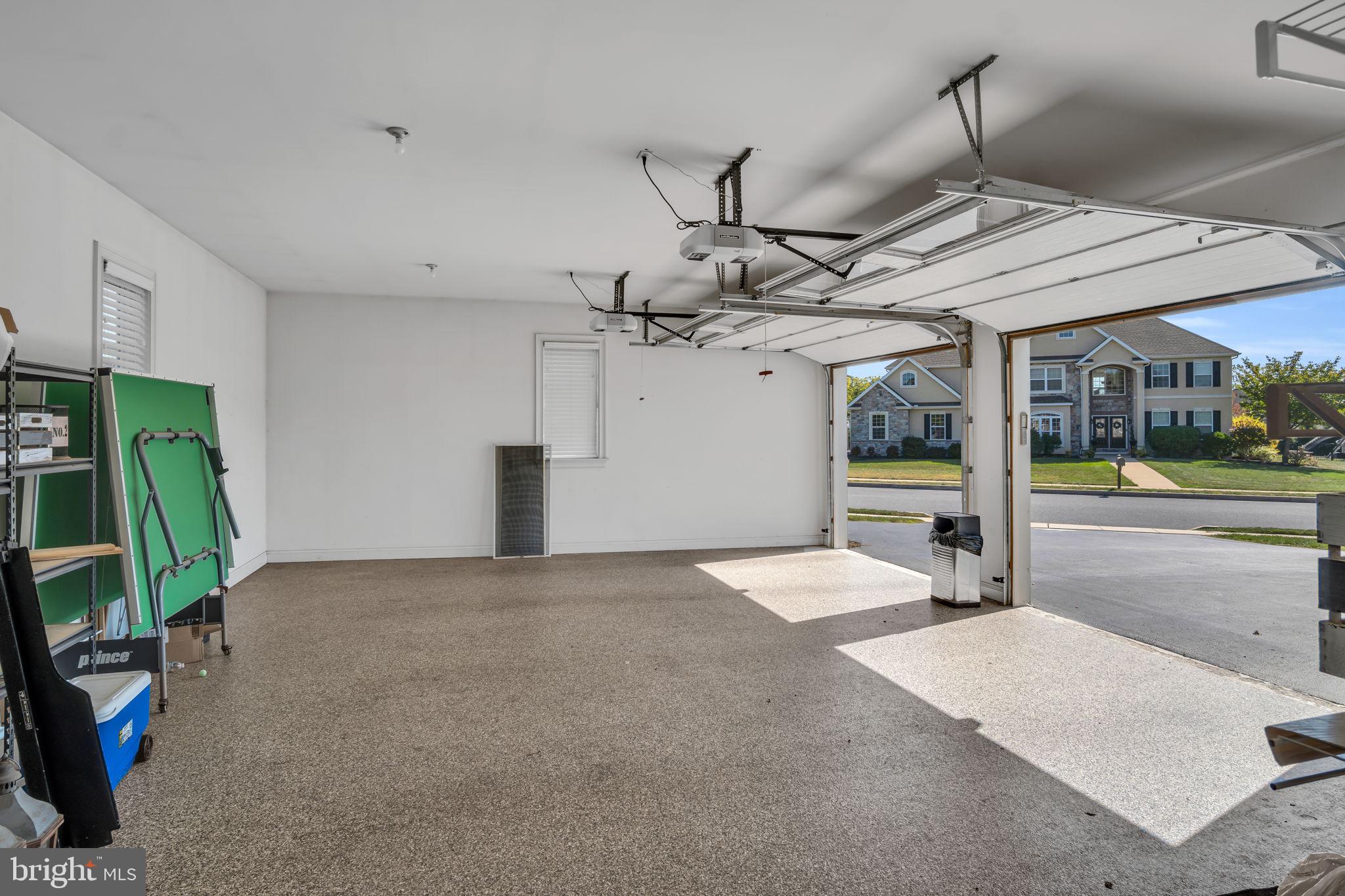 WINDING HILLS - Residential