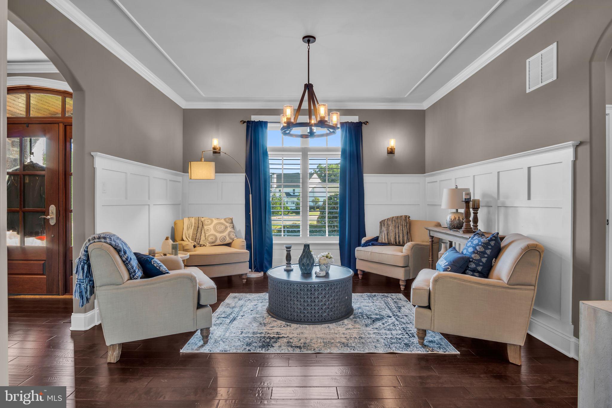 WINDING HILLS - Residential