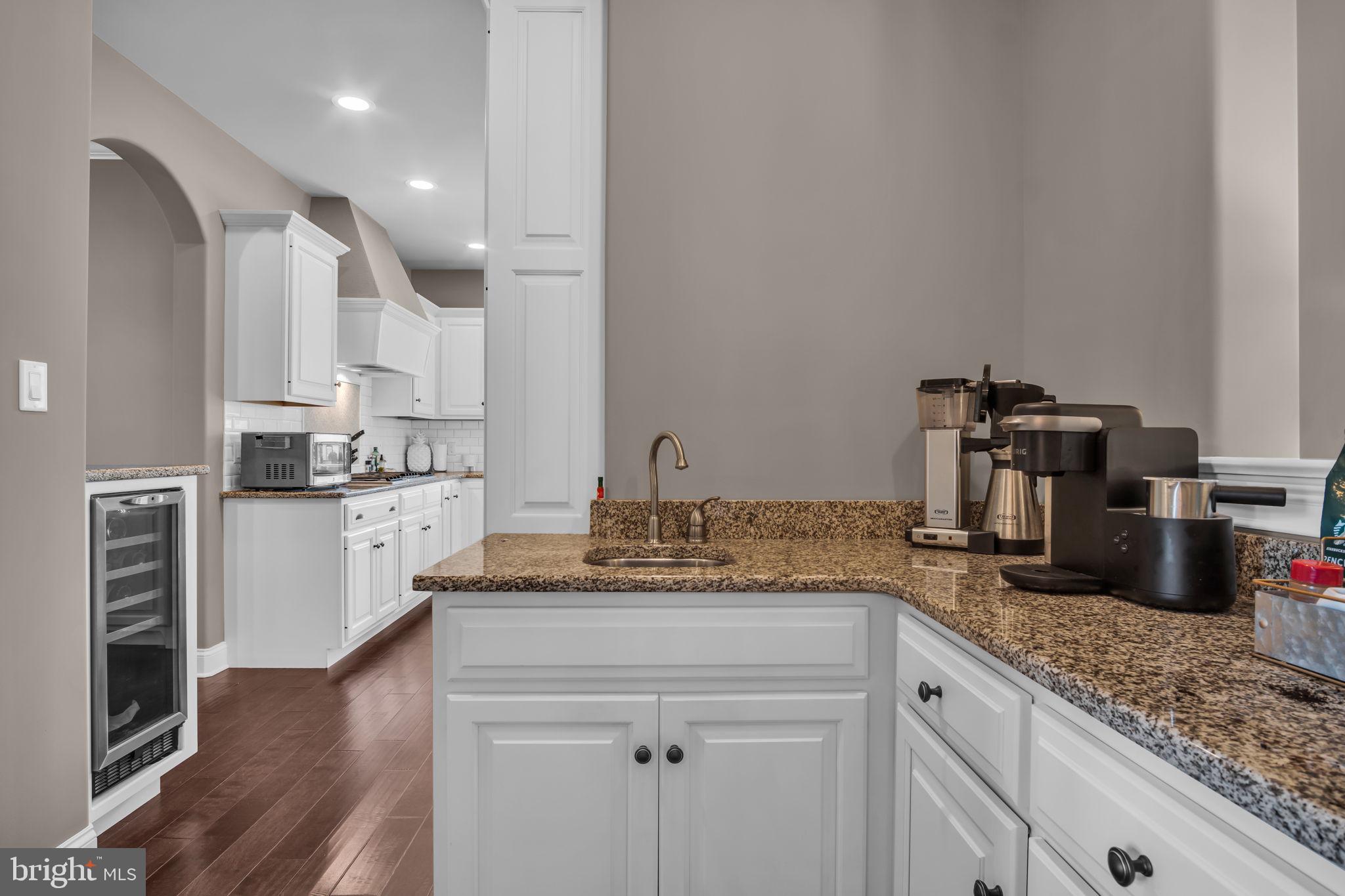 WINDING HILLS - Residential