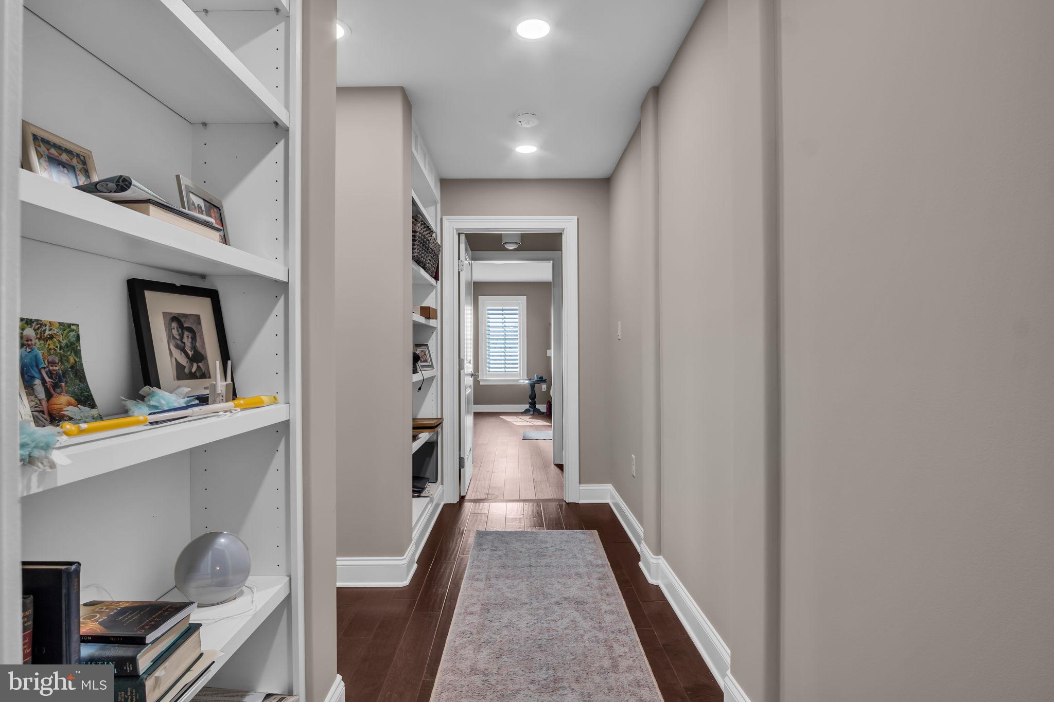 WINDING HILLS - Residential