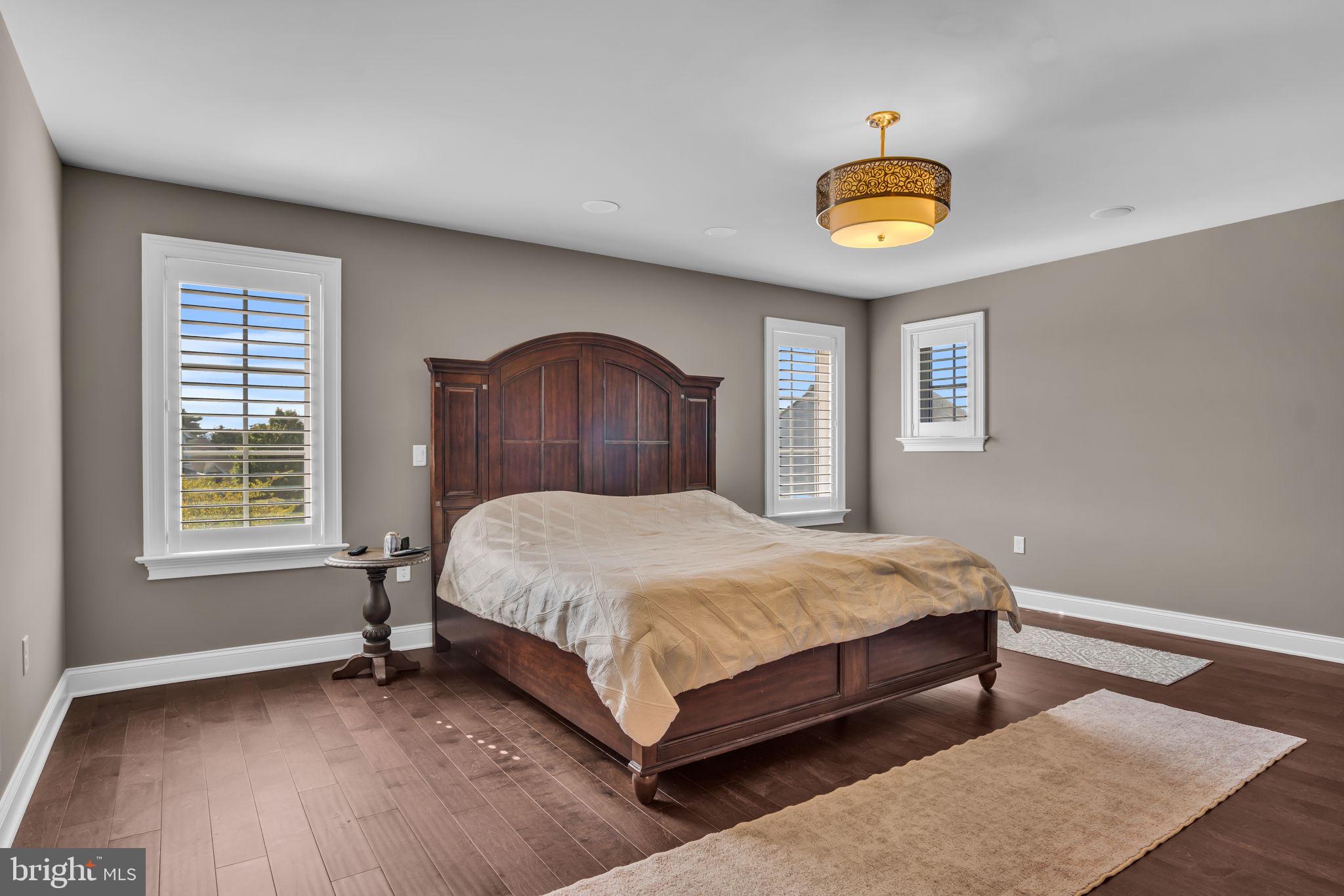 WINDING HILLS - Residential